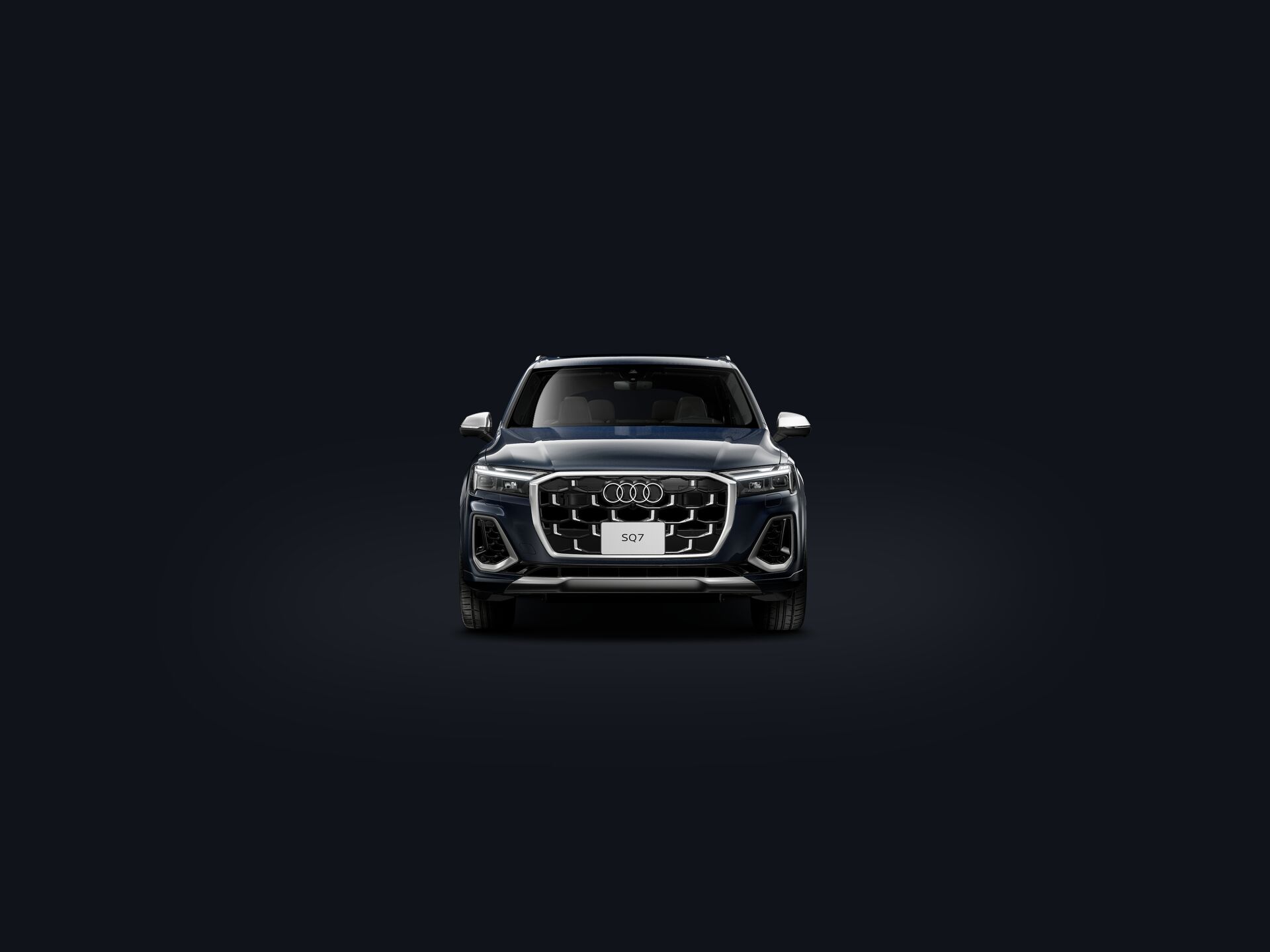 SQ7 front