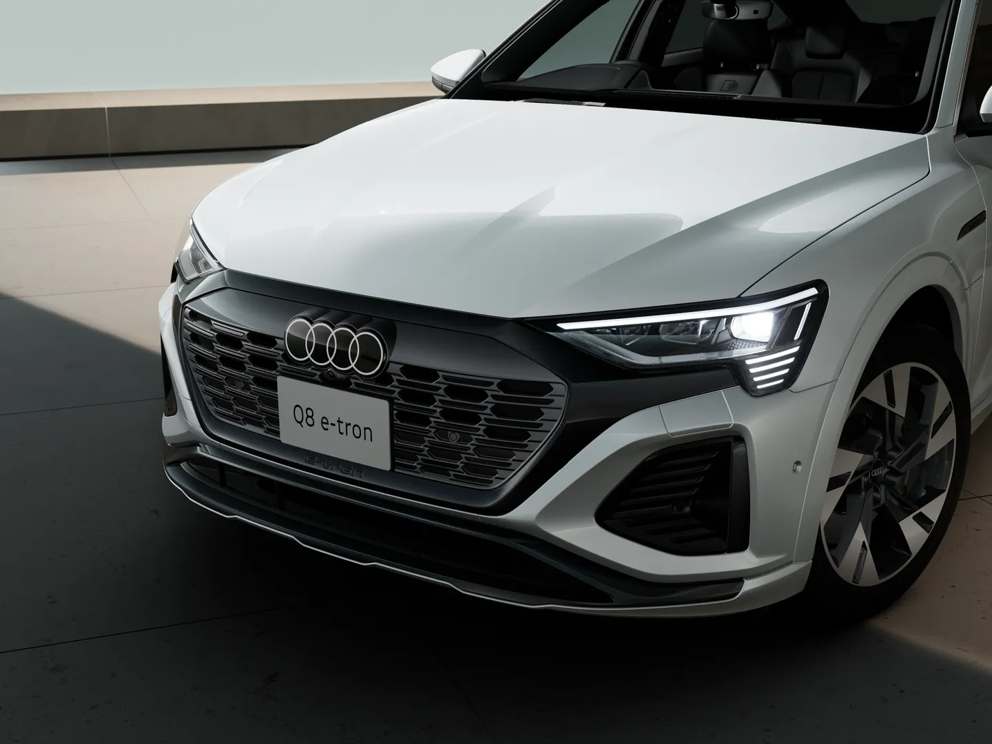 Image about Audi Q8 Sportback e-tron 55 e-tron quattro S line 300,00 kW