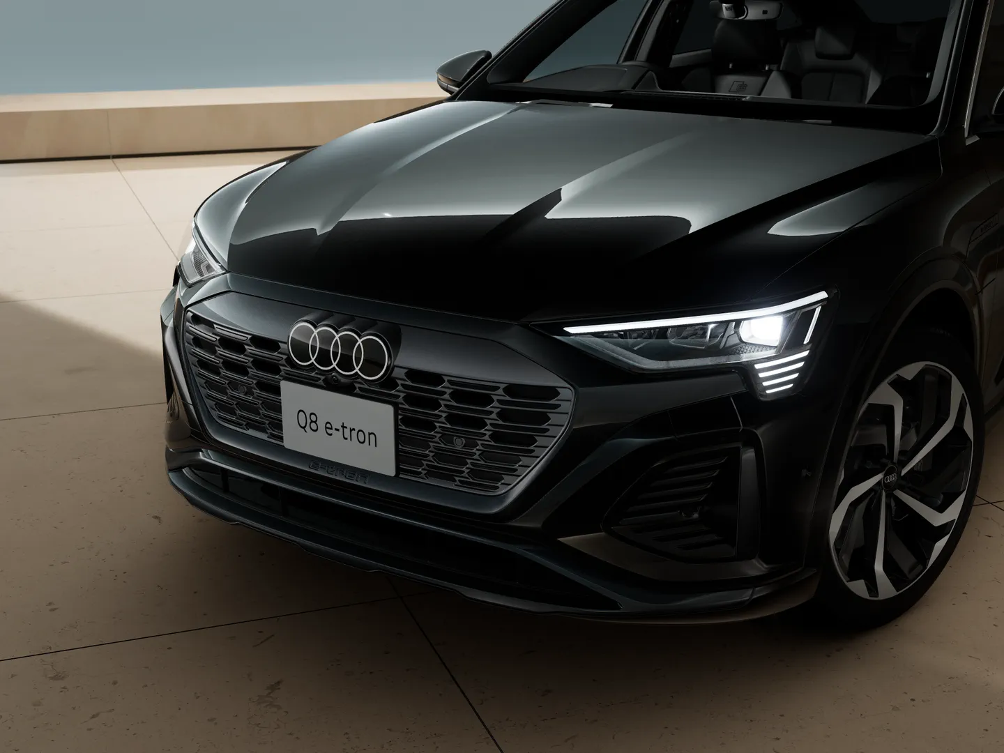 Image about Audi Q8 Sportback e-tron 55 e-tron quattro S line 300,00 kW