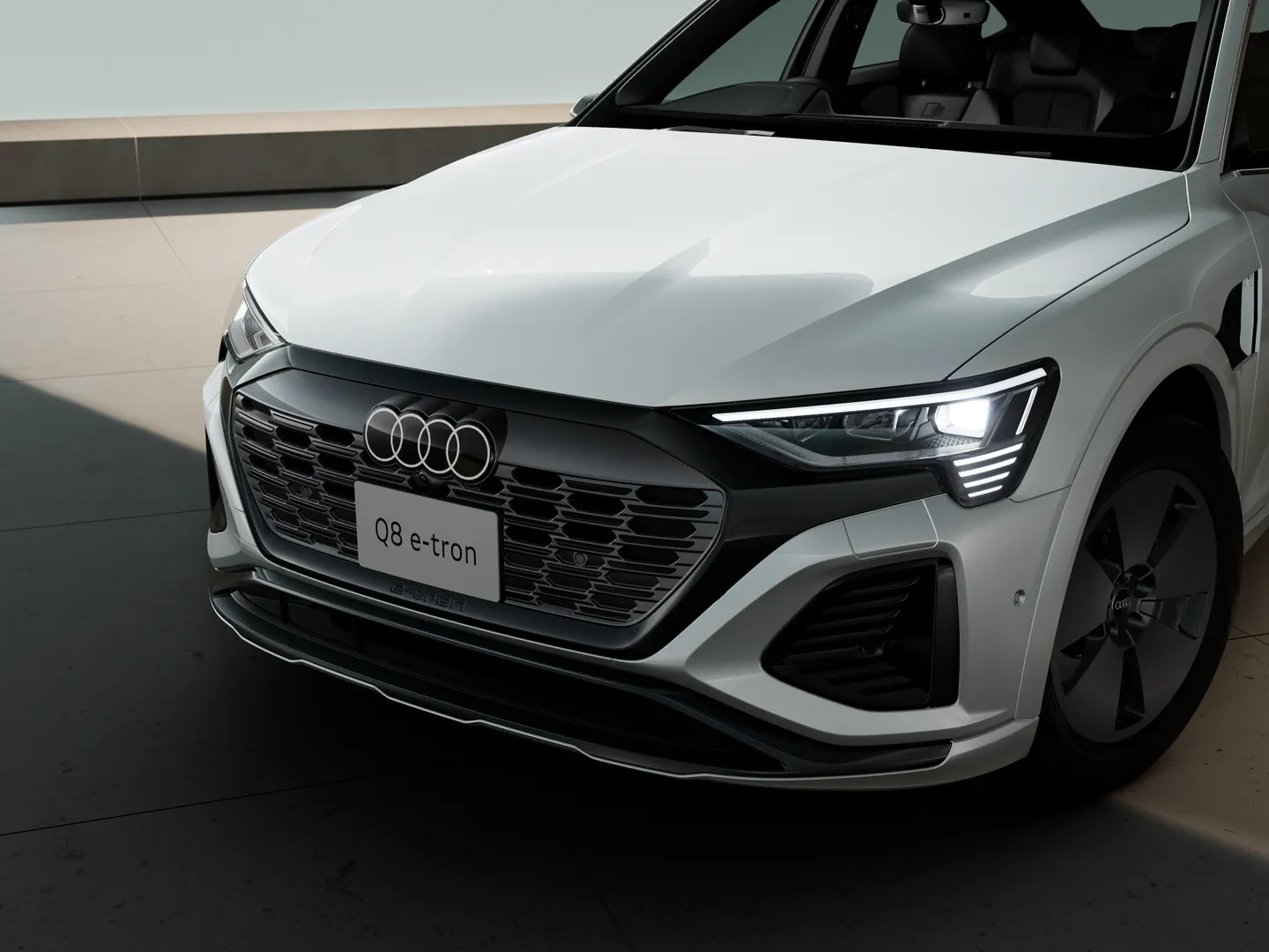 Image about Audi Q8 Sportback e-tron 55 e-tron quattro S line 300,00 kW