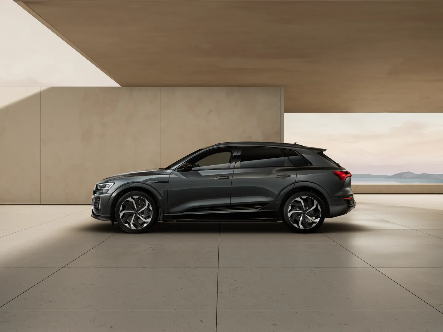 Image about Audi Q8 e-tron 55 e-tron quattro S line 300,00 kW