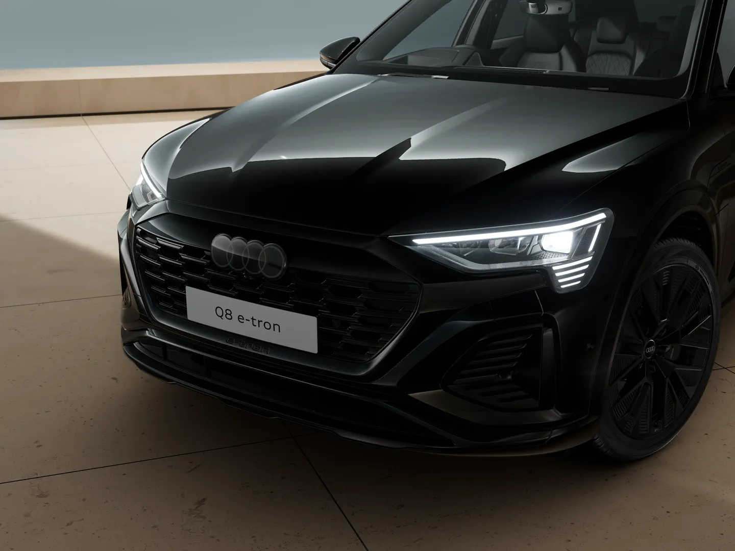 Image about Audi Q8 e-tron 55 e-tron quattro Launch Edition 300,00 kW