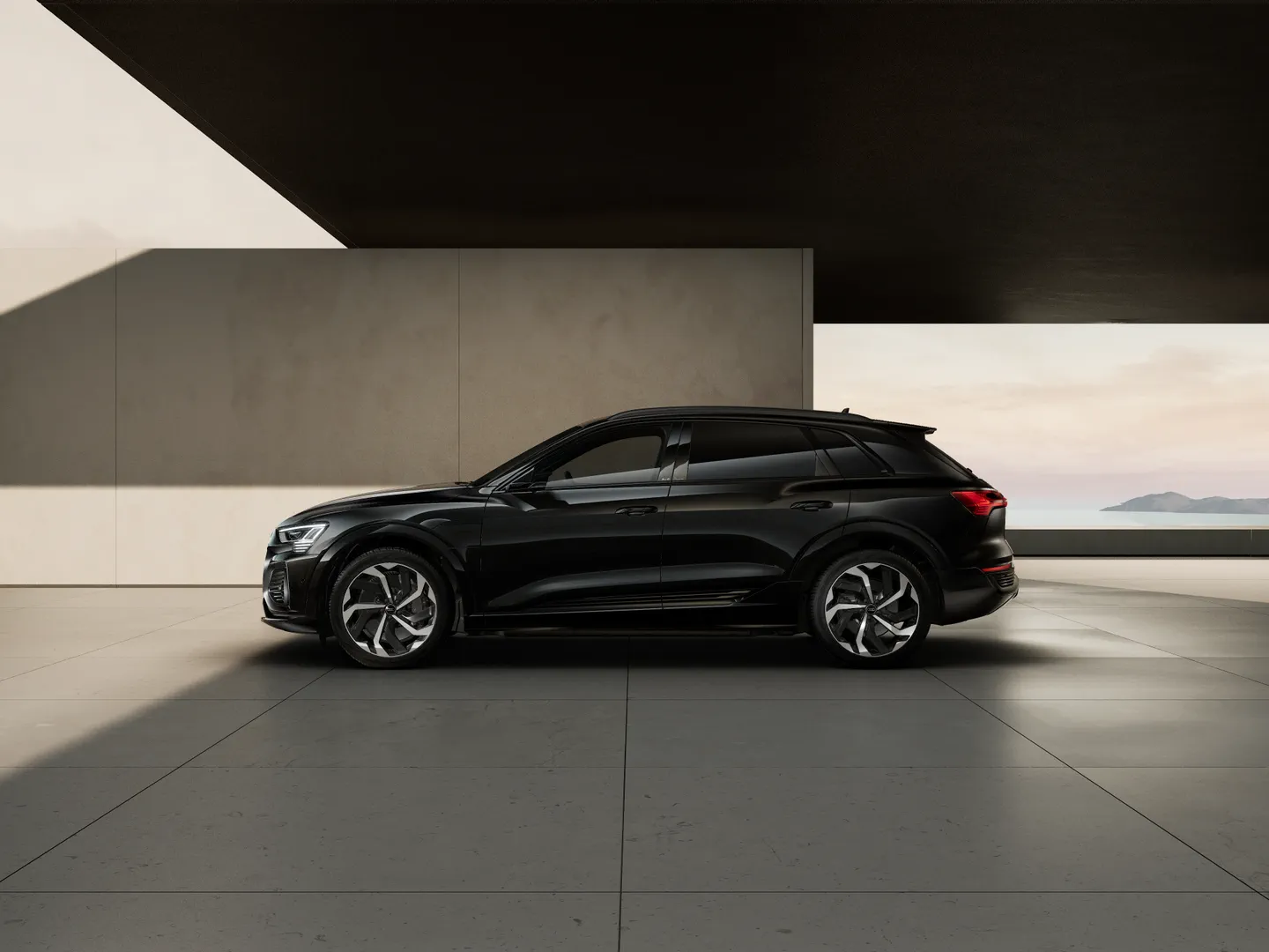 Image about Audi Q8 e-tron 55 e-tron quattro S line 300,00 kW