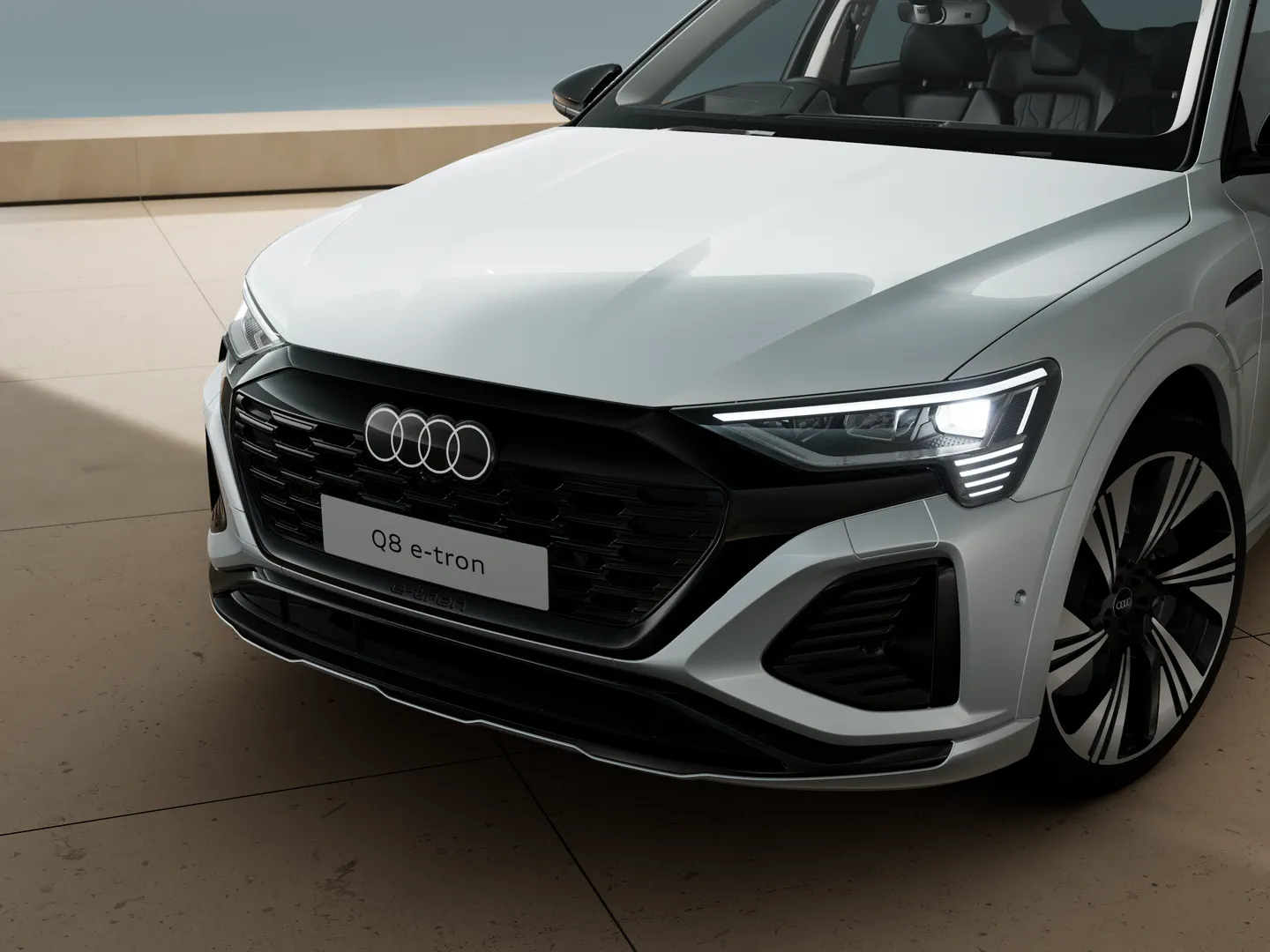 Image about Audi Q8 Sportback e-tron 55 e-tron quattro S line 300,00 kW