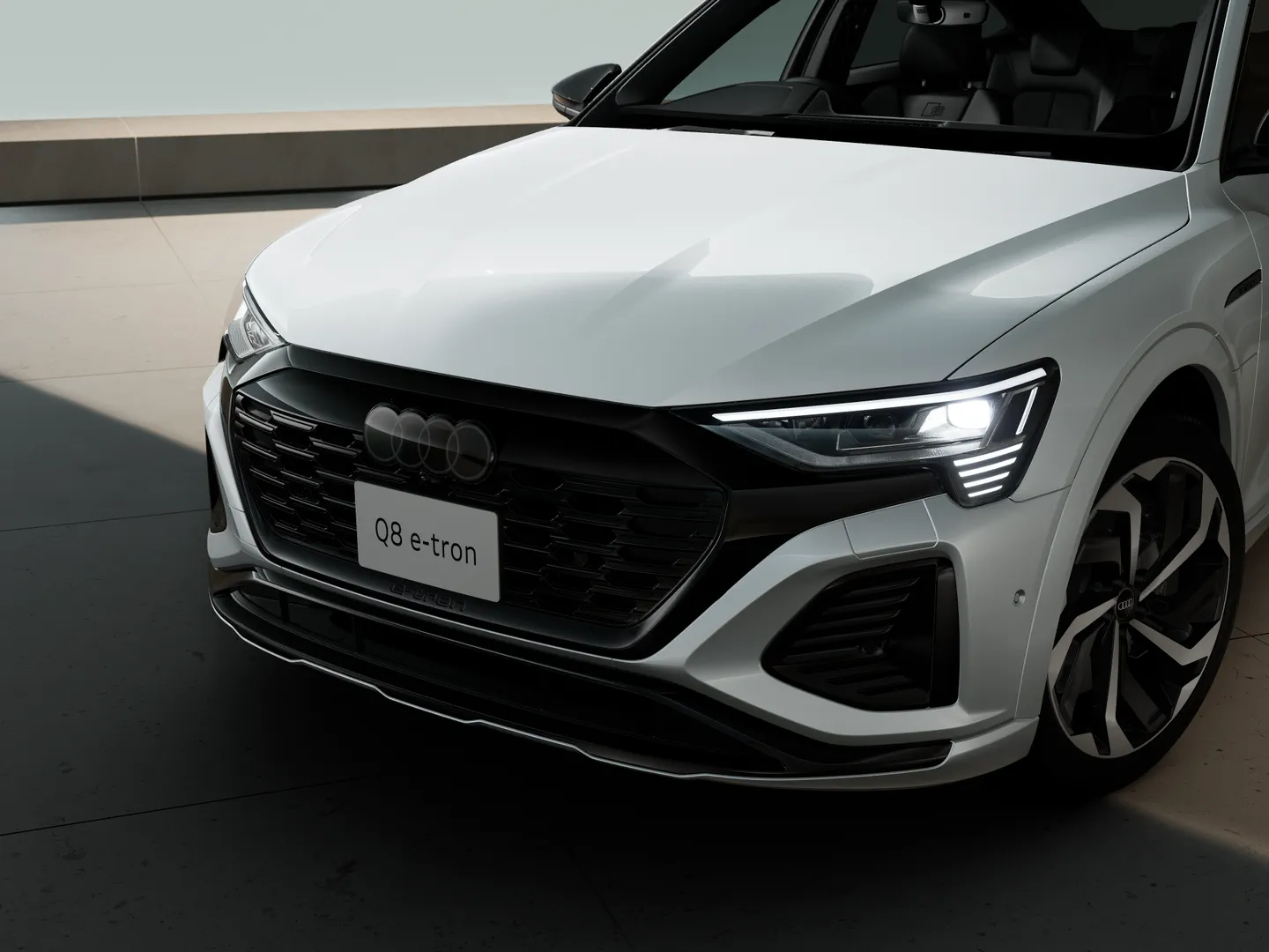Image about Audi Q8 Sportback e-tron 55 e-tron quattro S line 300,00 kW