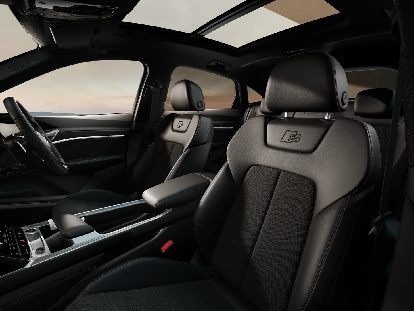 Image about Audi Q8 Sportback e-tron 55 e-tron quattro S line 300,00 kW