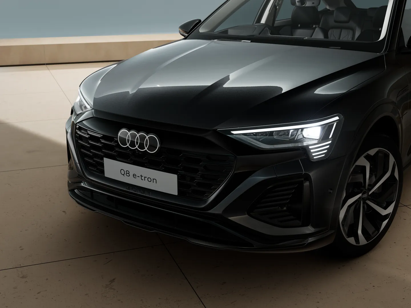 Image about Audi Q8 Sportback e-tron 55 e-tron quattro S line 300,00 kW