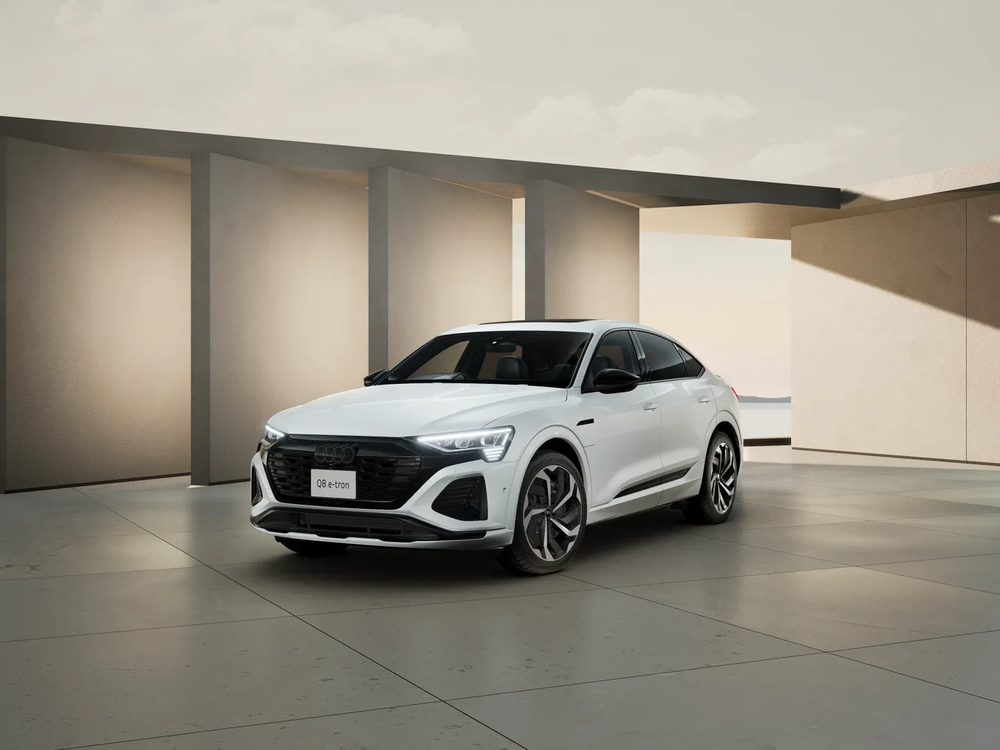 Image about Audi Q8 Sportback e-tron 55 e-tron quattro S line 300,00 kW