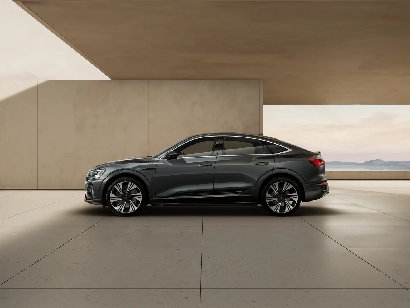 Image about Audi Q8 Sportback e-tron 55 e-tron quattro S line 300,00 kW