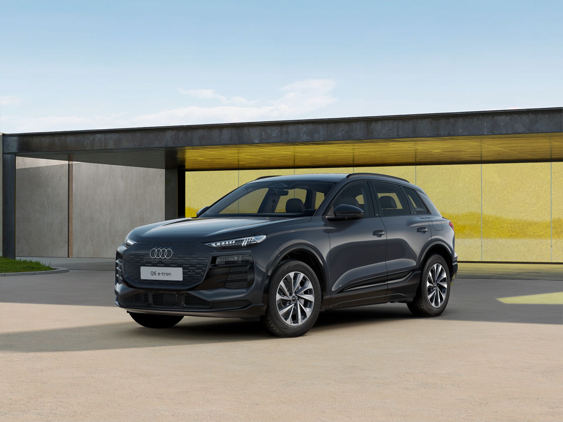 Q6 e-tron EXTERIOR-FRONT-3-4