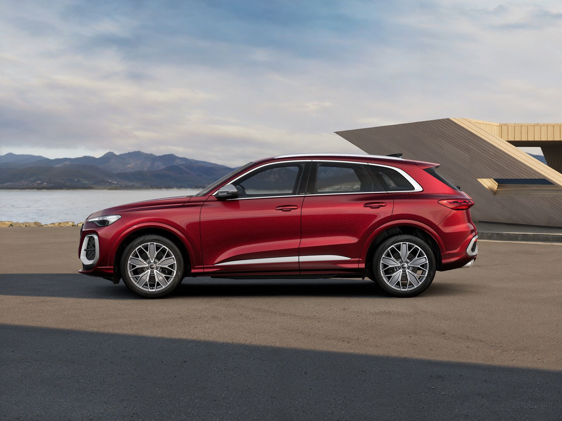 SQ5 EXTERIOR-PARALLEL-SIDE