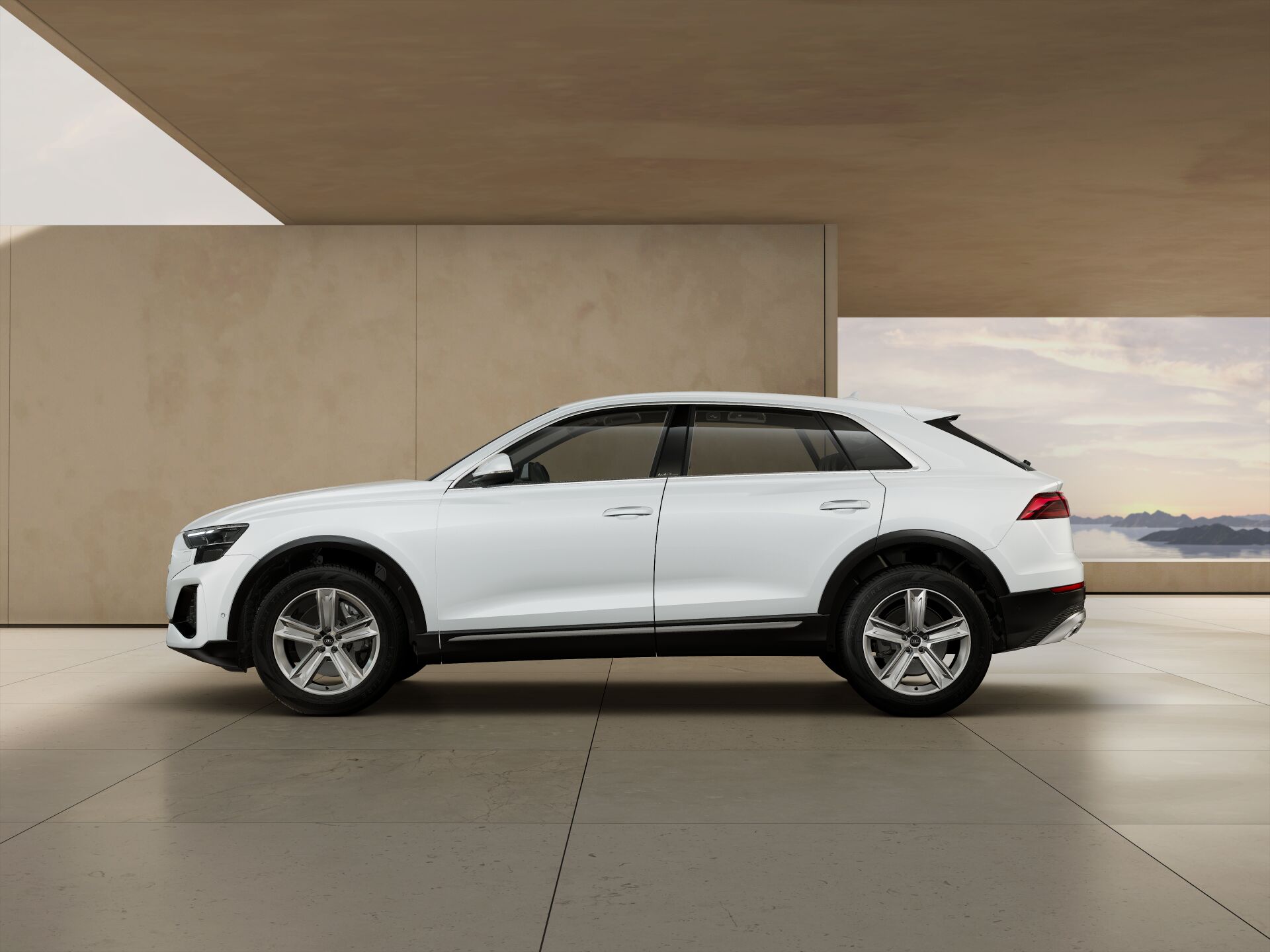 Q8 SUV EXTERIOR-PARALLEL-SIDE