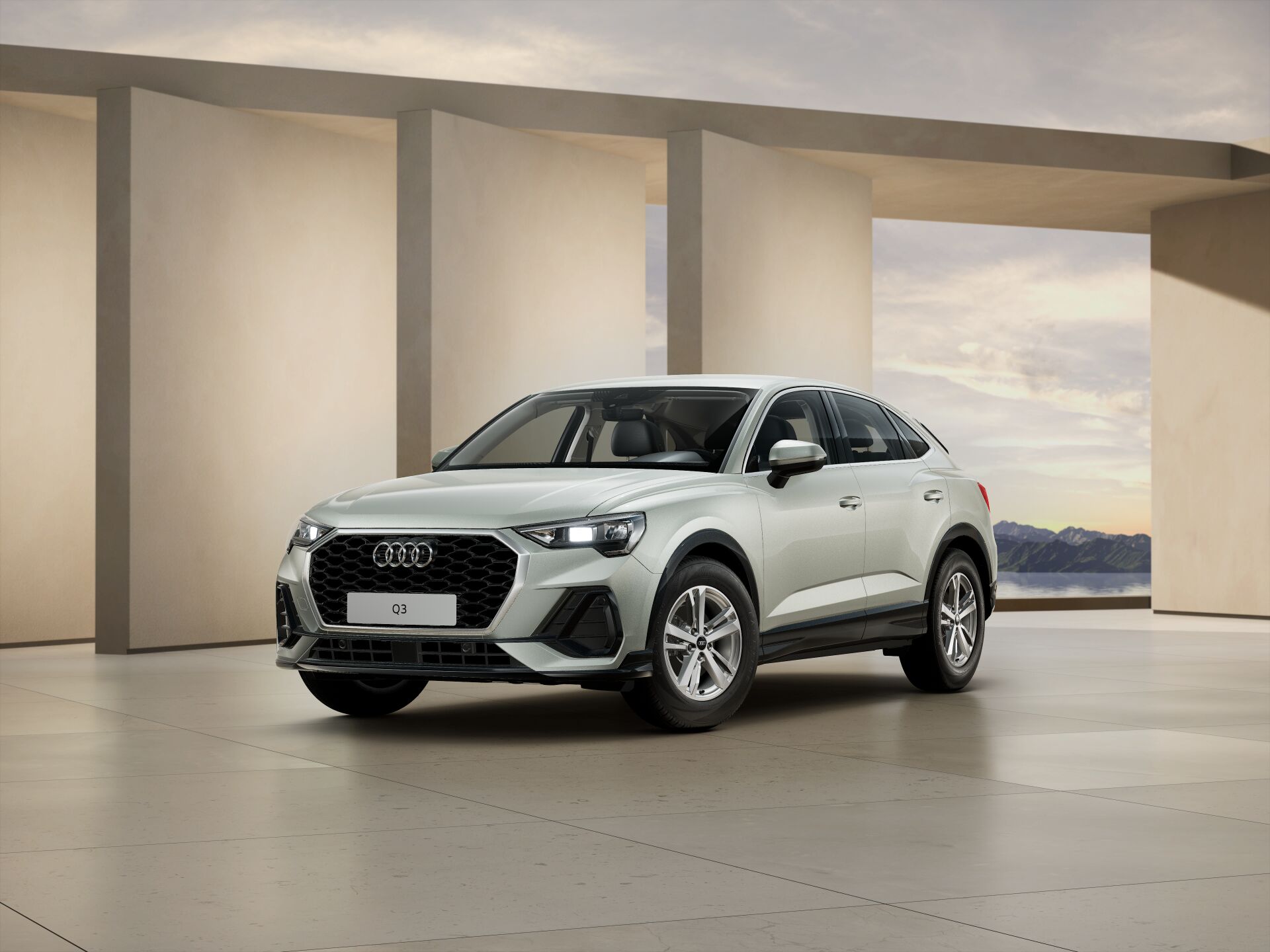 Q3 Sportback EXTERIOR-FRONT-3-4