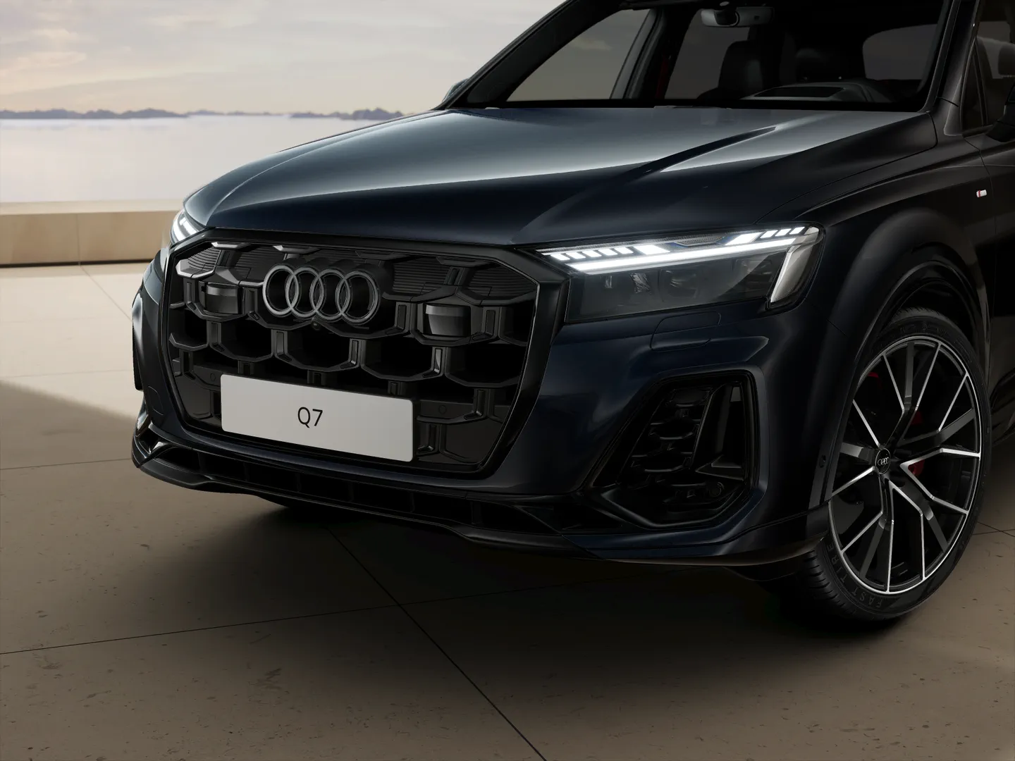 Image about Audi Q7 SUV Black line TFSI quattro 250 kW (340 CV) tiptronic