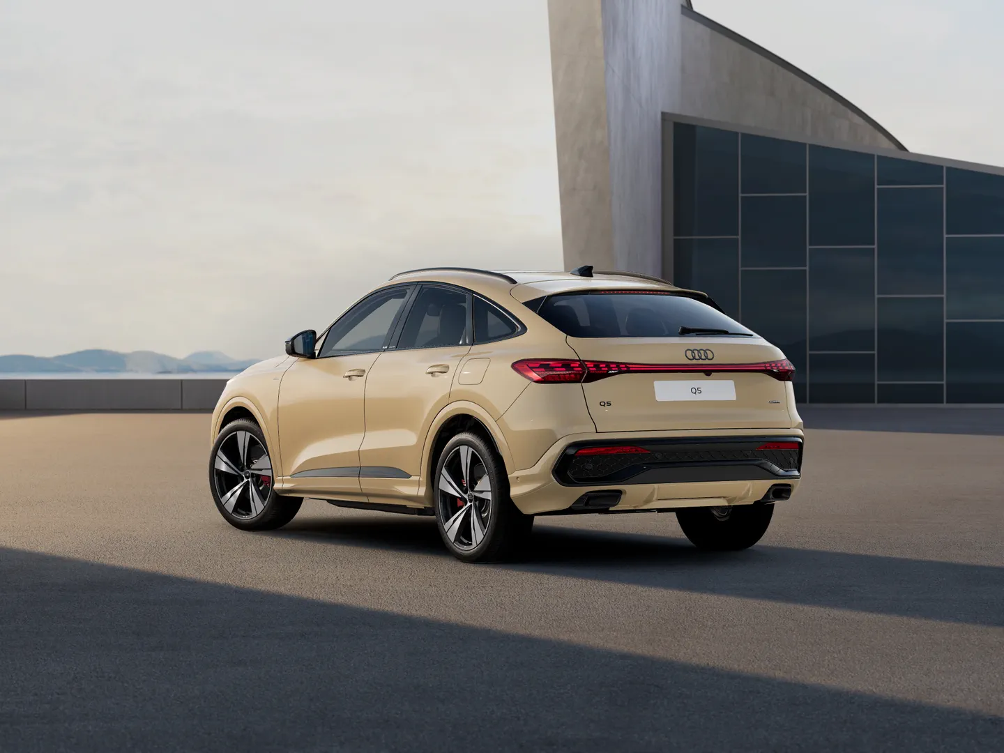 Image about Audi Q5 Sportback e-hybrid quattro S tronic