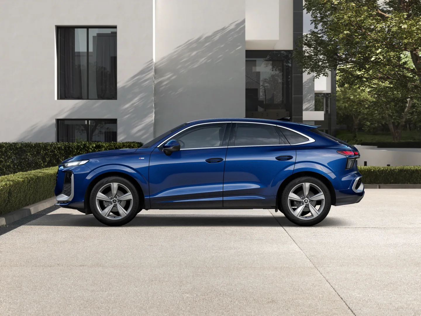 Zdjęcie Audi Q3 Sportback TFSI 110 kW S tronic – Ujęcie: bok