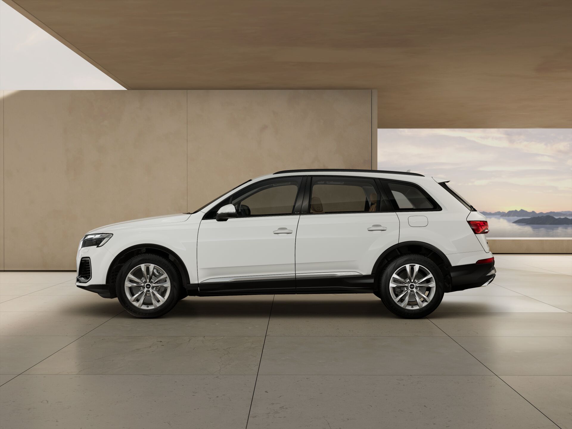 Q7 SUV TFSI e EXTERIOR-PARALLEL-SIDE