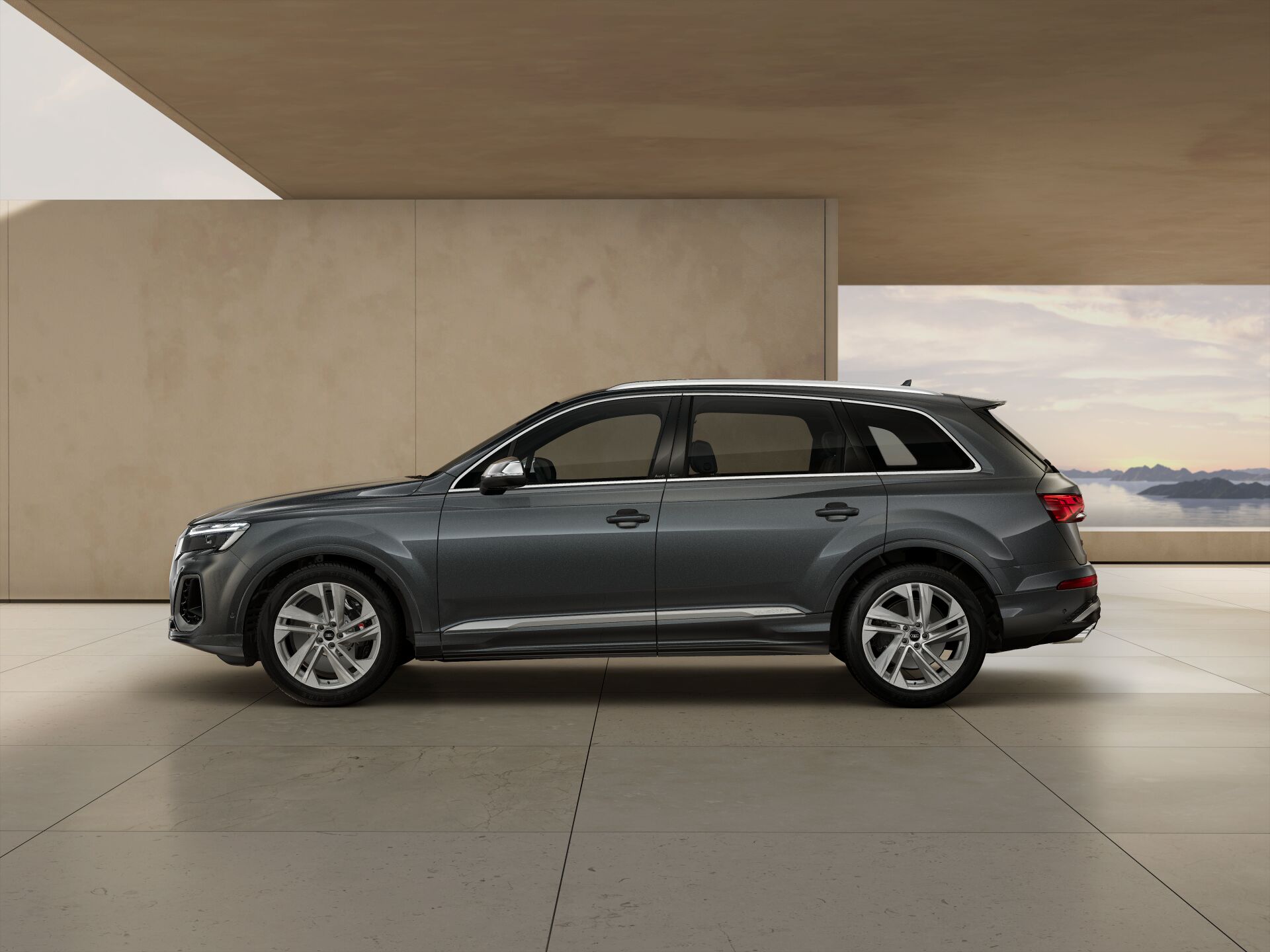 SQ7 SUV EXTERIOR-PARALLEL-SIDE