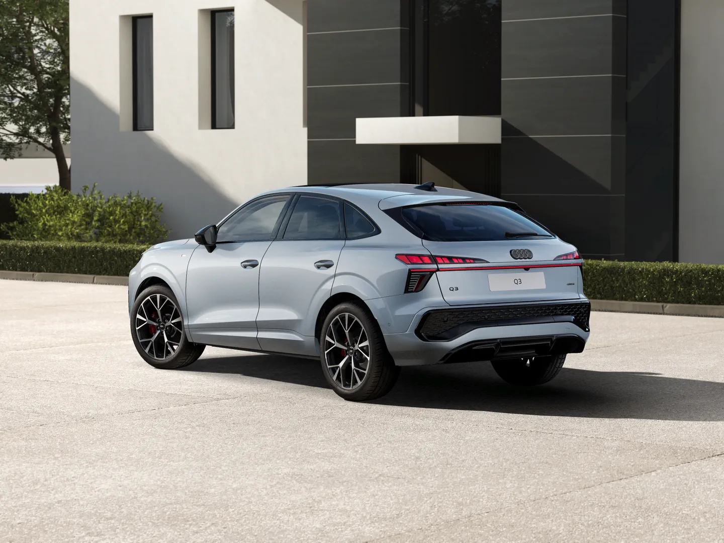 Image about Audi Q3 Sportback TFSI quattro 195 kW