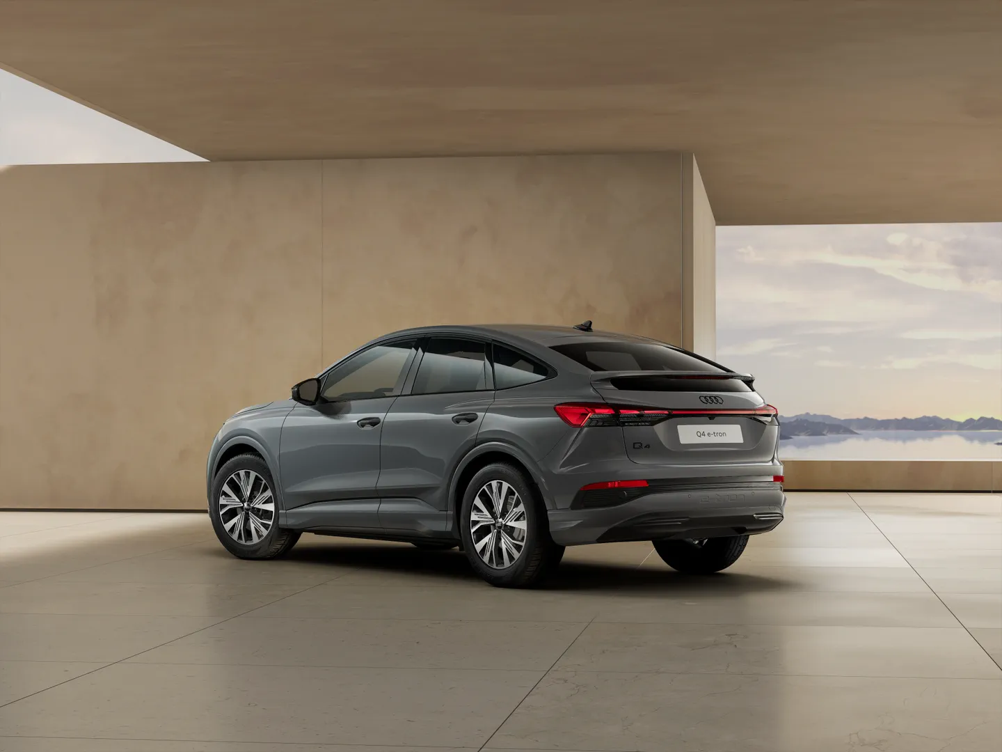 Zdjęcie Audi Q4 Sportback e-tron 40 e-tron 150,00 kW – Ujęcie: tył 3/4