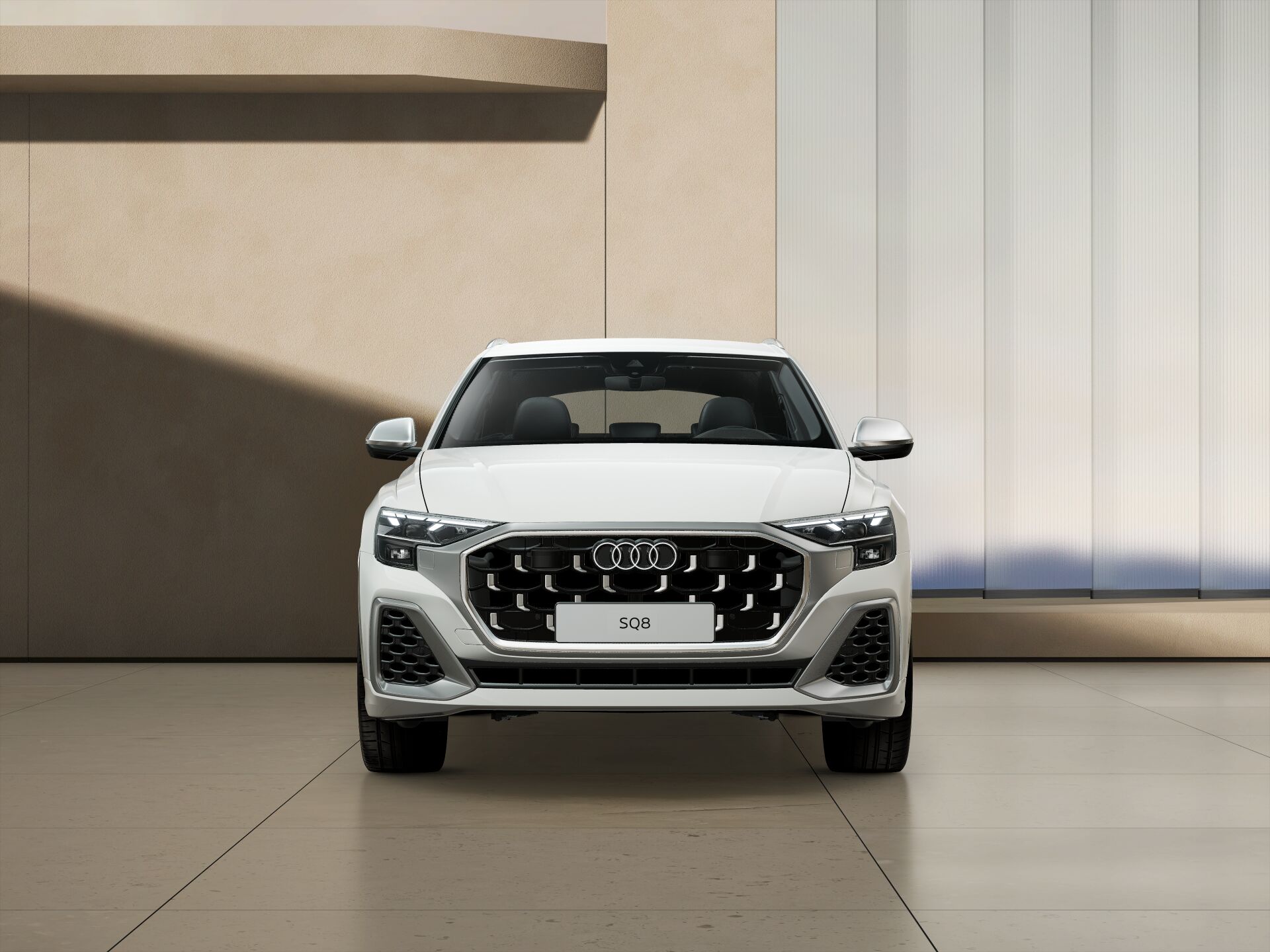 SQ8 SUV EXTERIOR-FRONT-FRONT