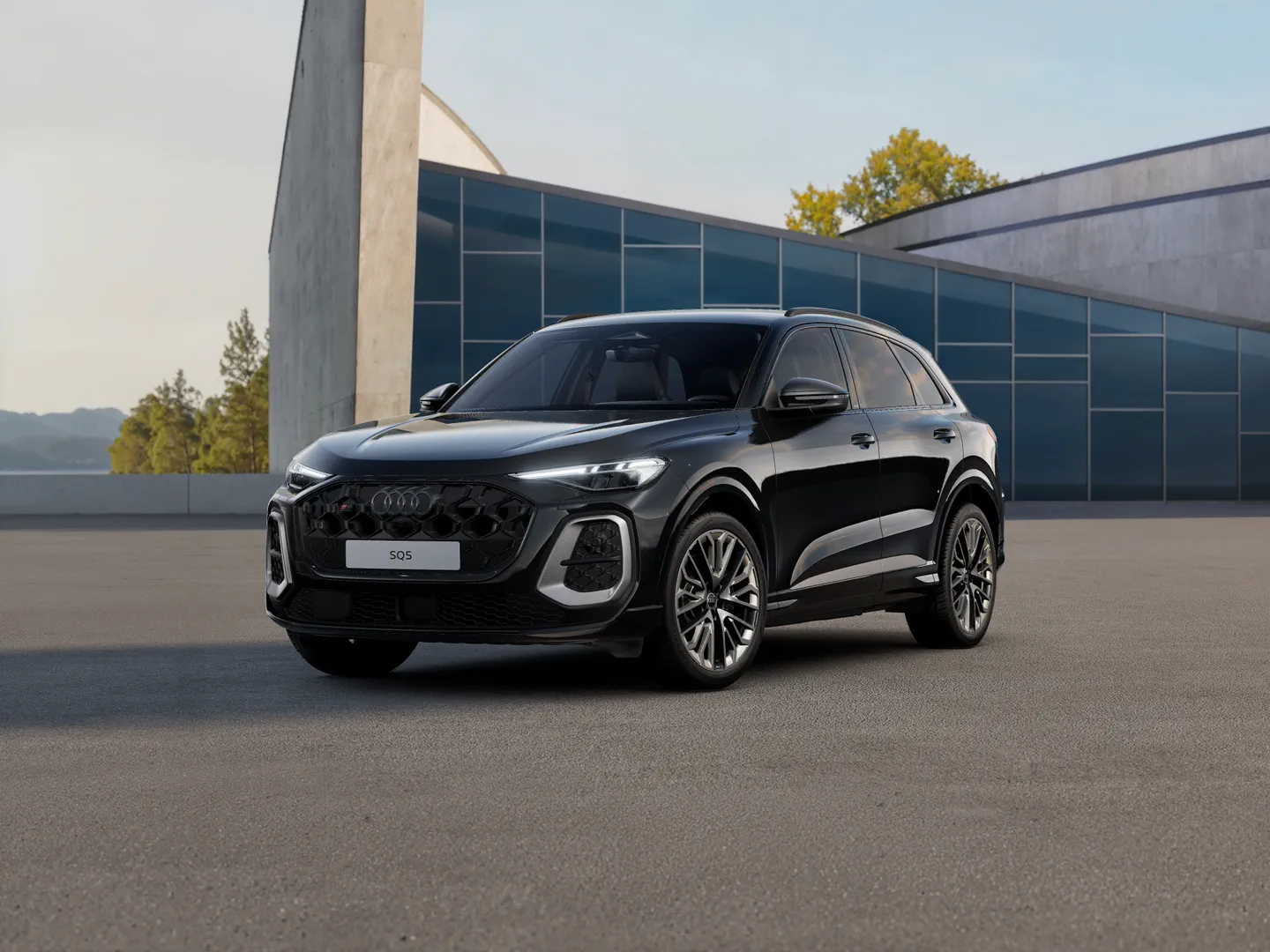 Zdjęcie Audi SQ5 SUV SQ5 SUV TFSI 270 kW S tronic – Ujęcie: przód 3/4