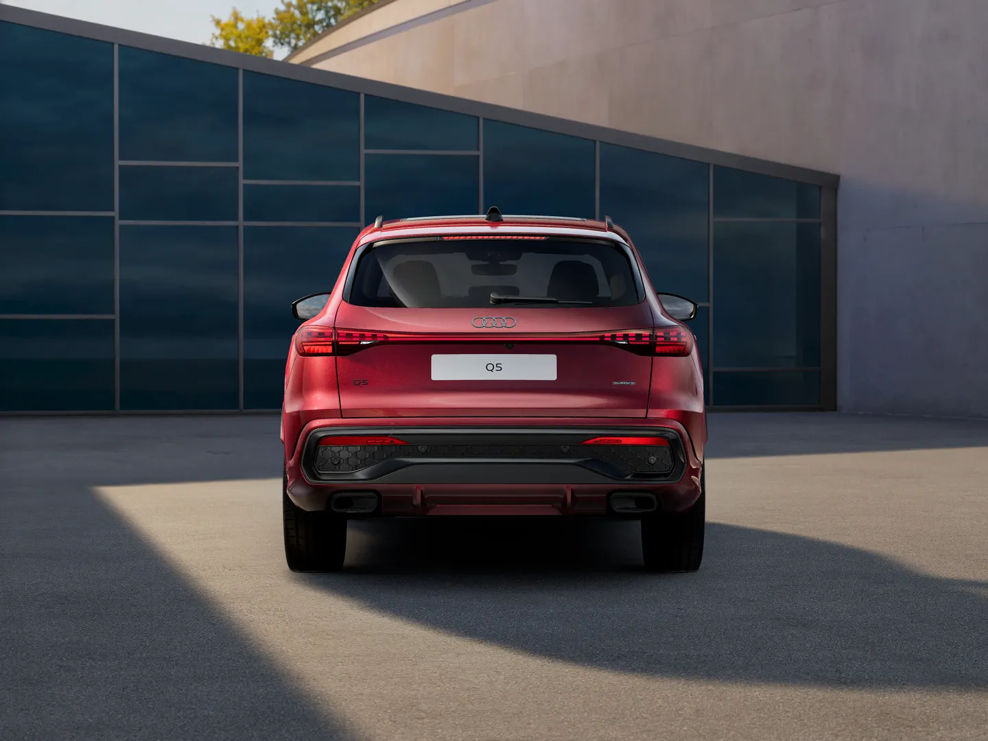 Image about Audi Q5 SUV e-hybrid quattro S tronic