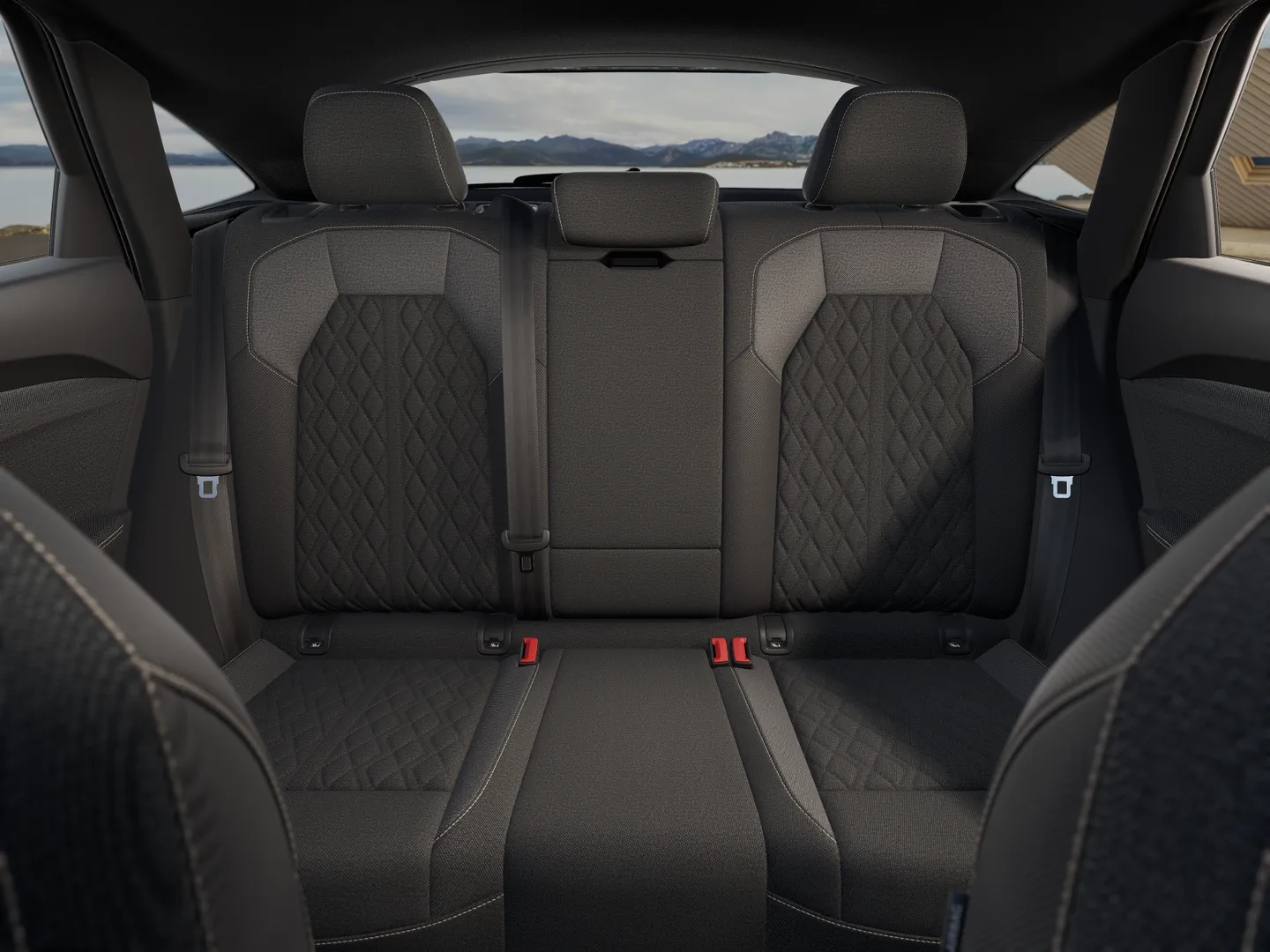 Zdjęcie&nbsp;Audi Q5 Sportback&nbsp;TFSI quattro 150 kW S tronic&nbsp;– Ujęcie: tylne fotele