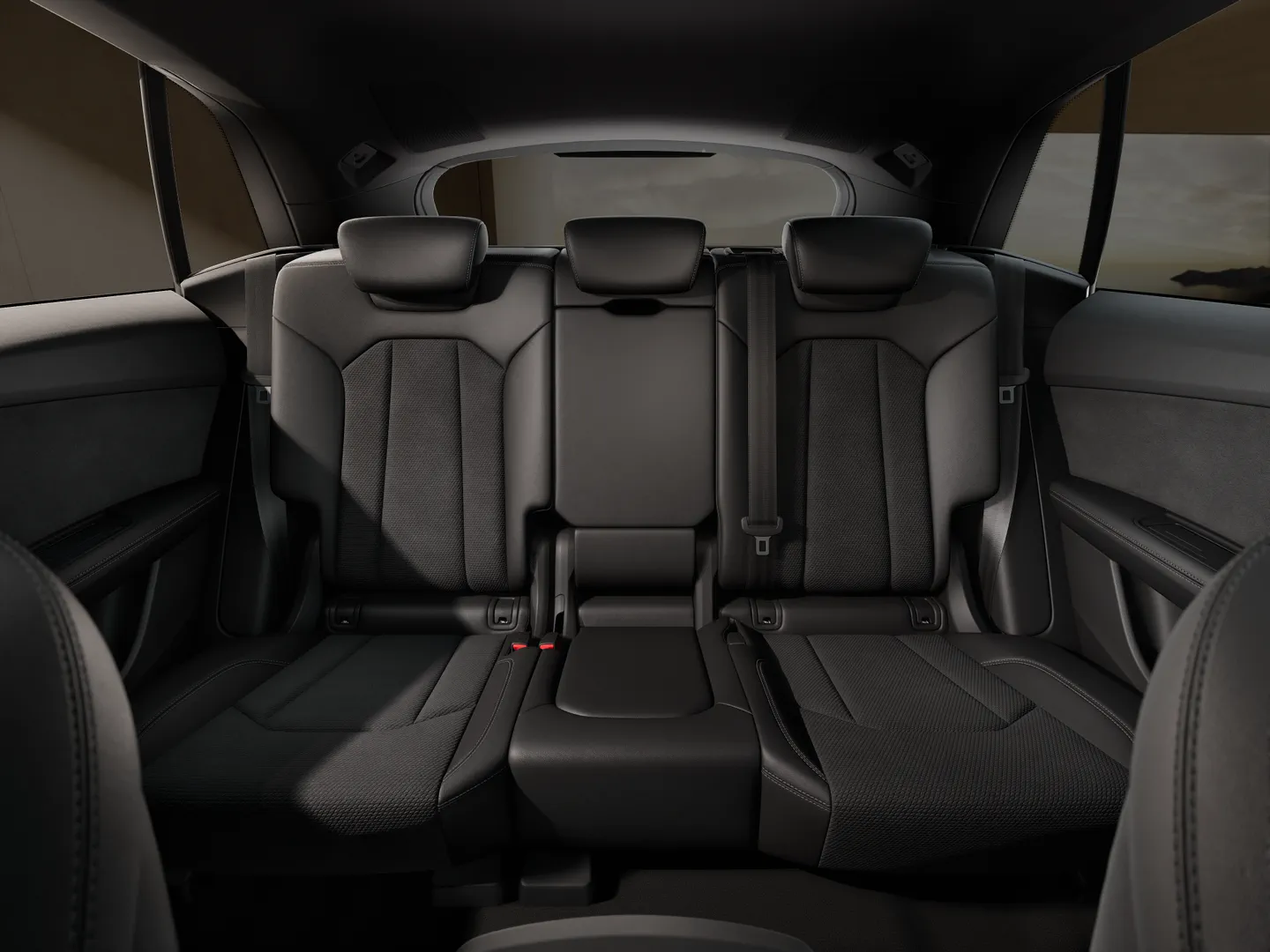 Zdjęcie&nbsp;Audi Q8 SUV TFSI e&nbsp;TFSI e quattro 290 kW tiptronic&nbsp;– Ujęcie: tylne fotele