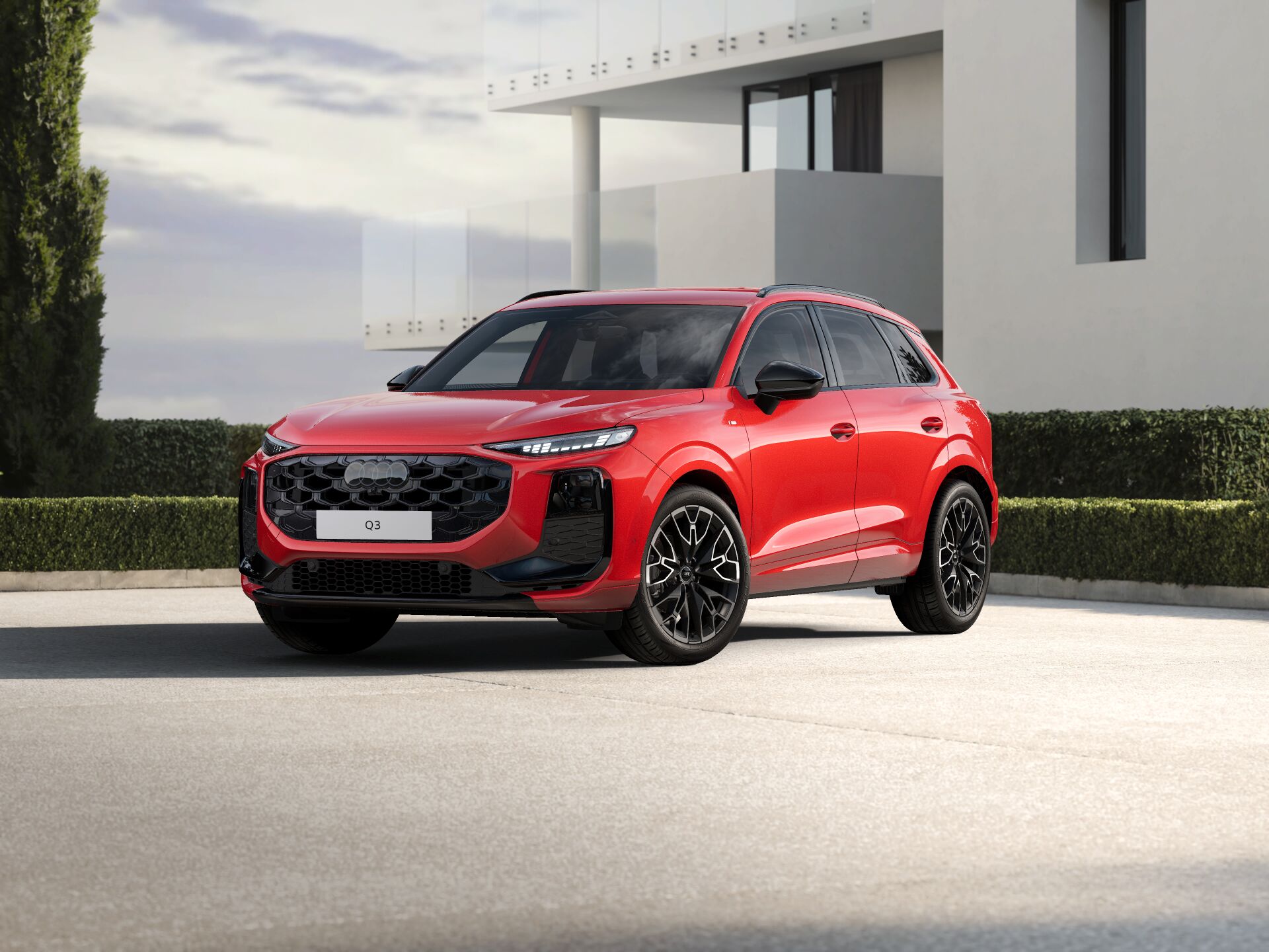 Q3 SUV EXTERIOR-FRONT-3-4