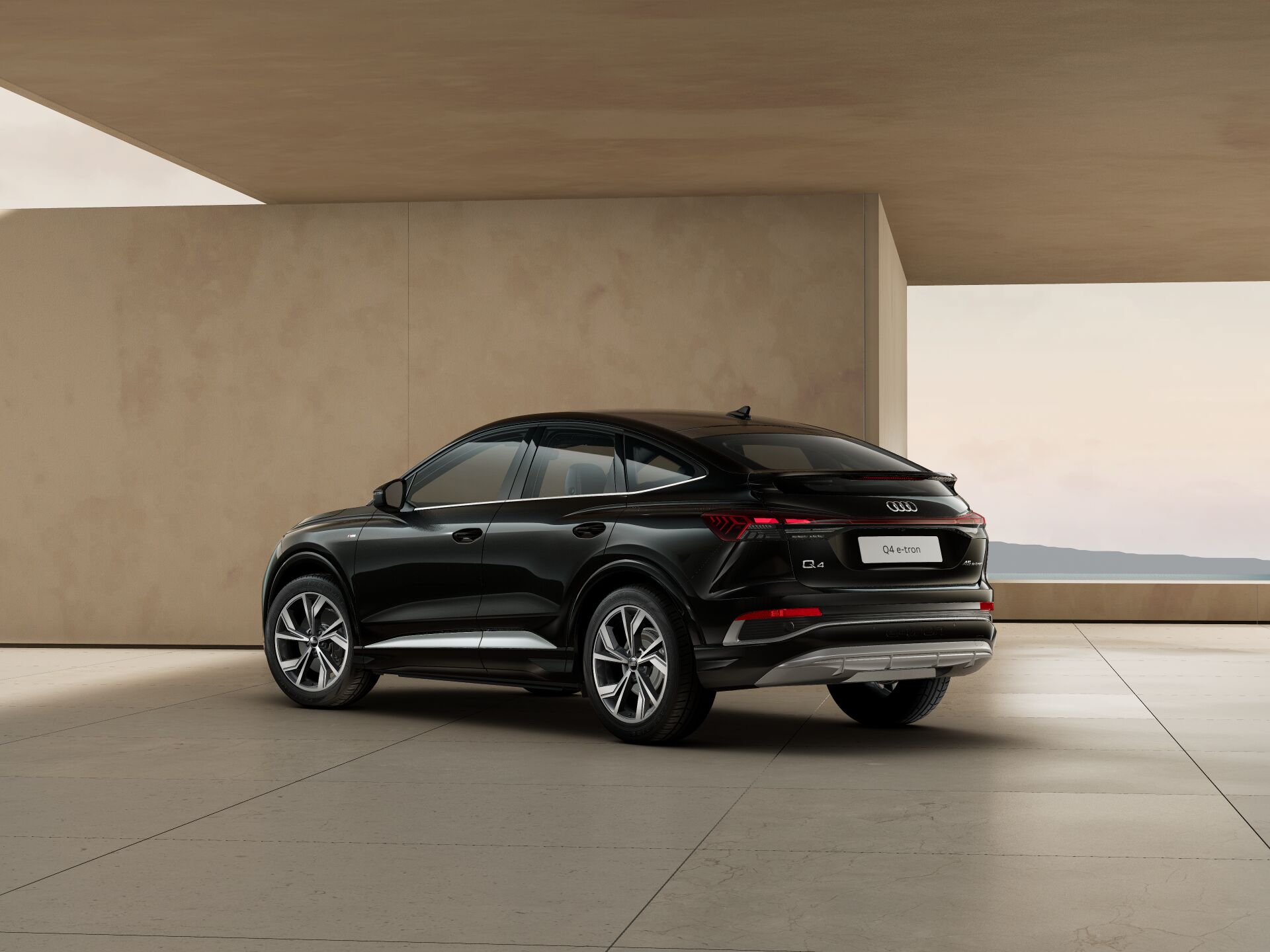 Q4 Sportback e-tron 3