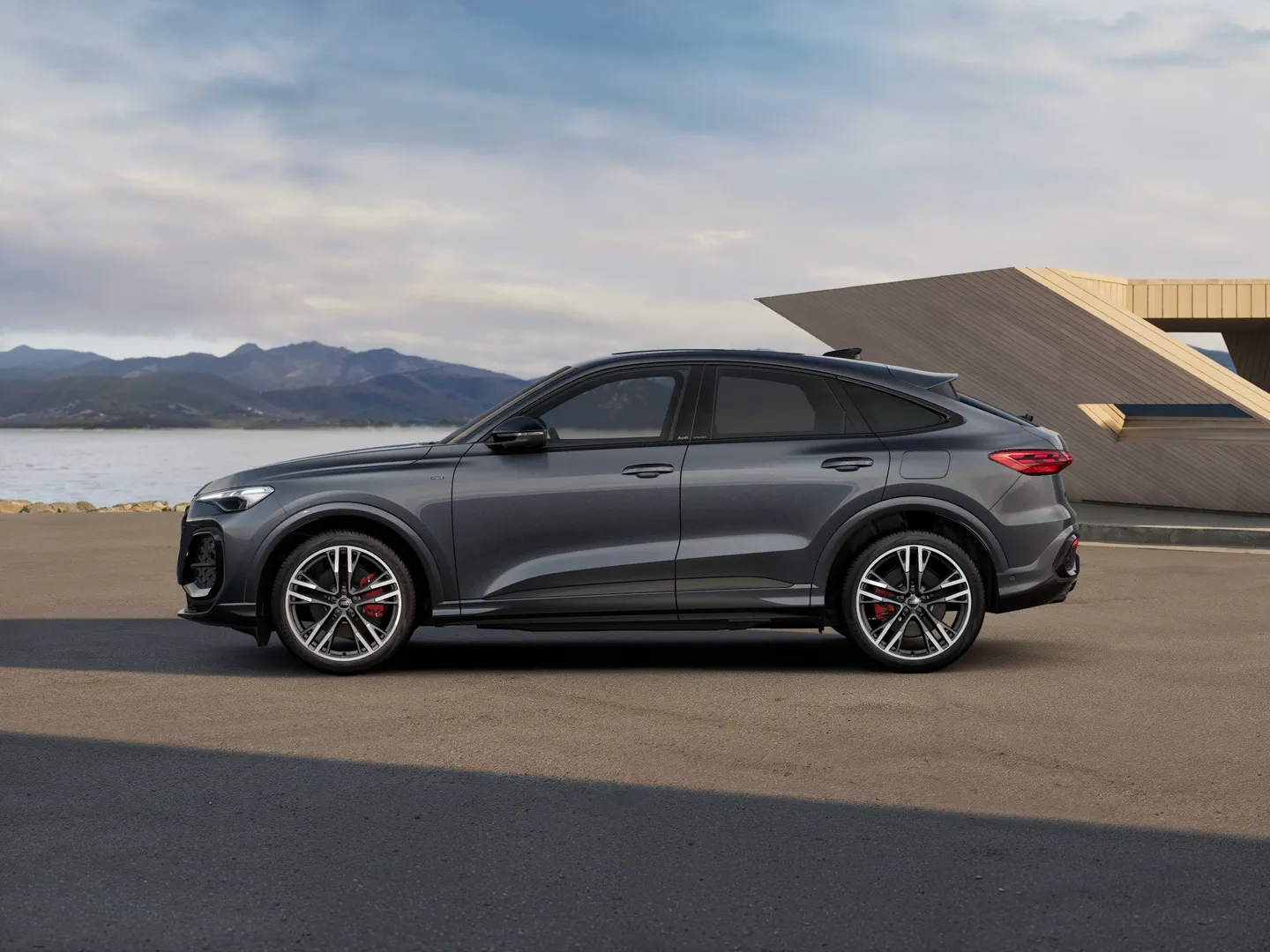 Image about Audi Q5 Sportback e-hybrid quattro S tronic
