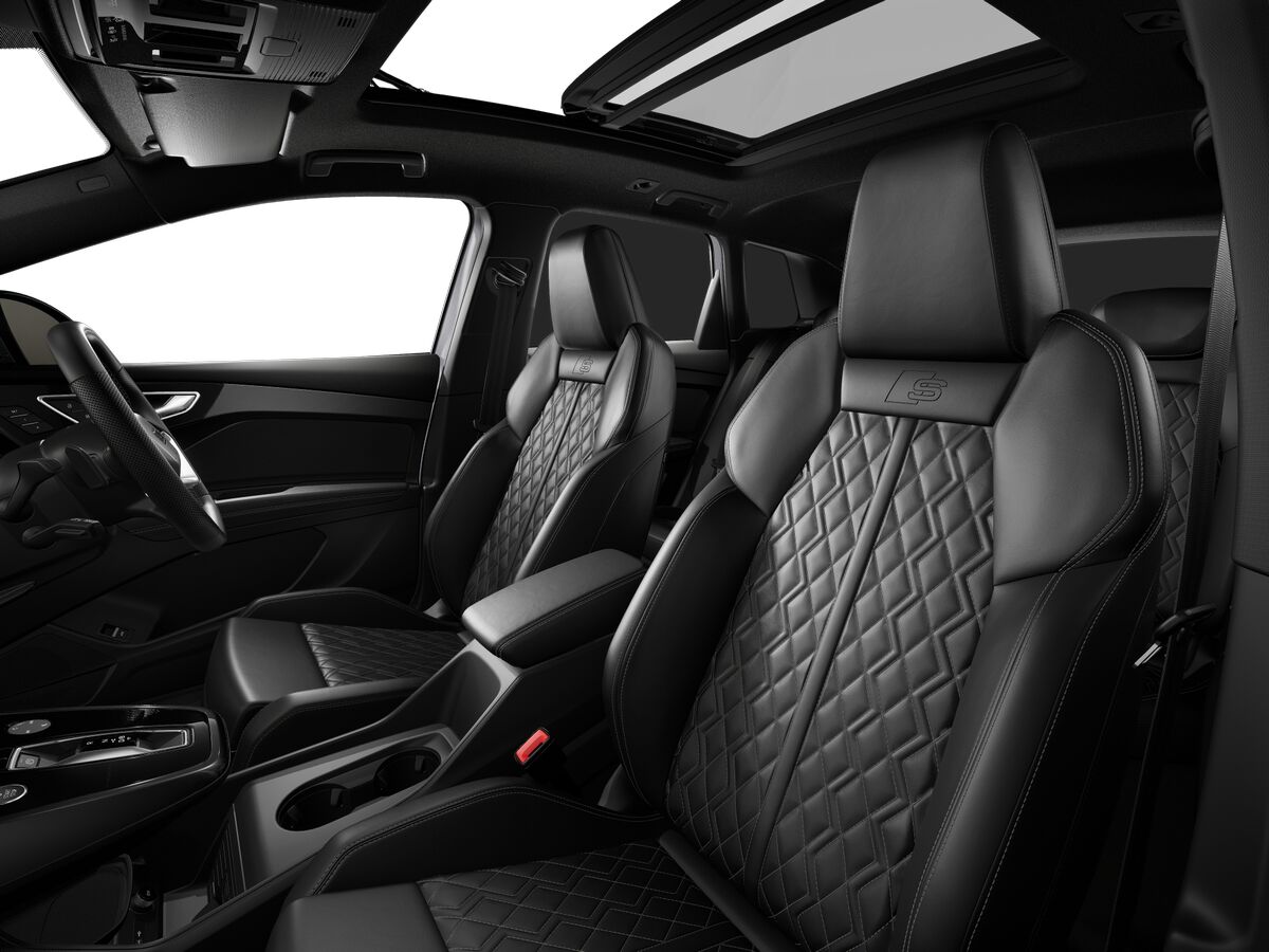 2025 Audi Q4