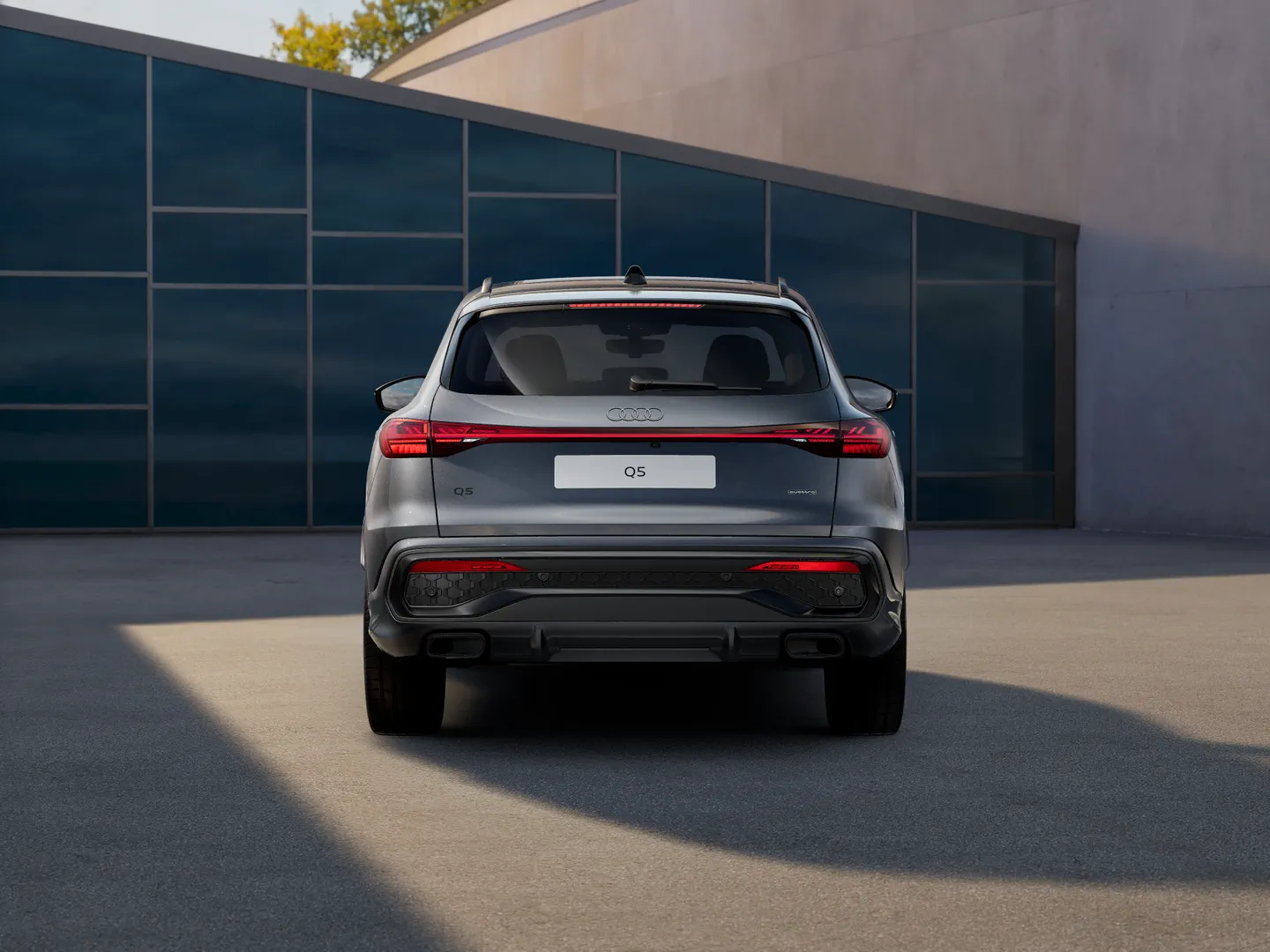Image about Audi Q5 SUV e-hybrid quattro S tronic