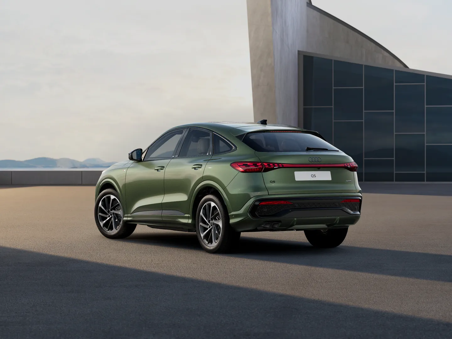Image about Audi Q5 Sportback TDI quattro 150 kW
