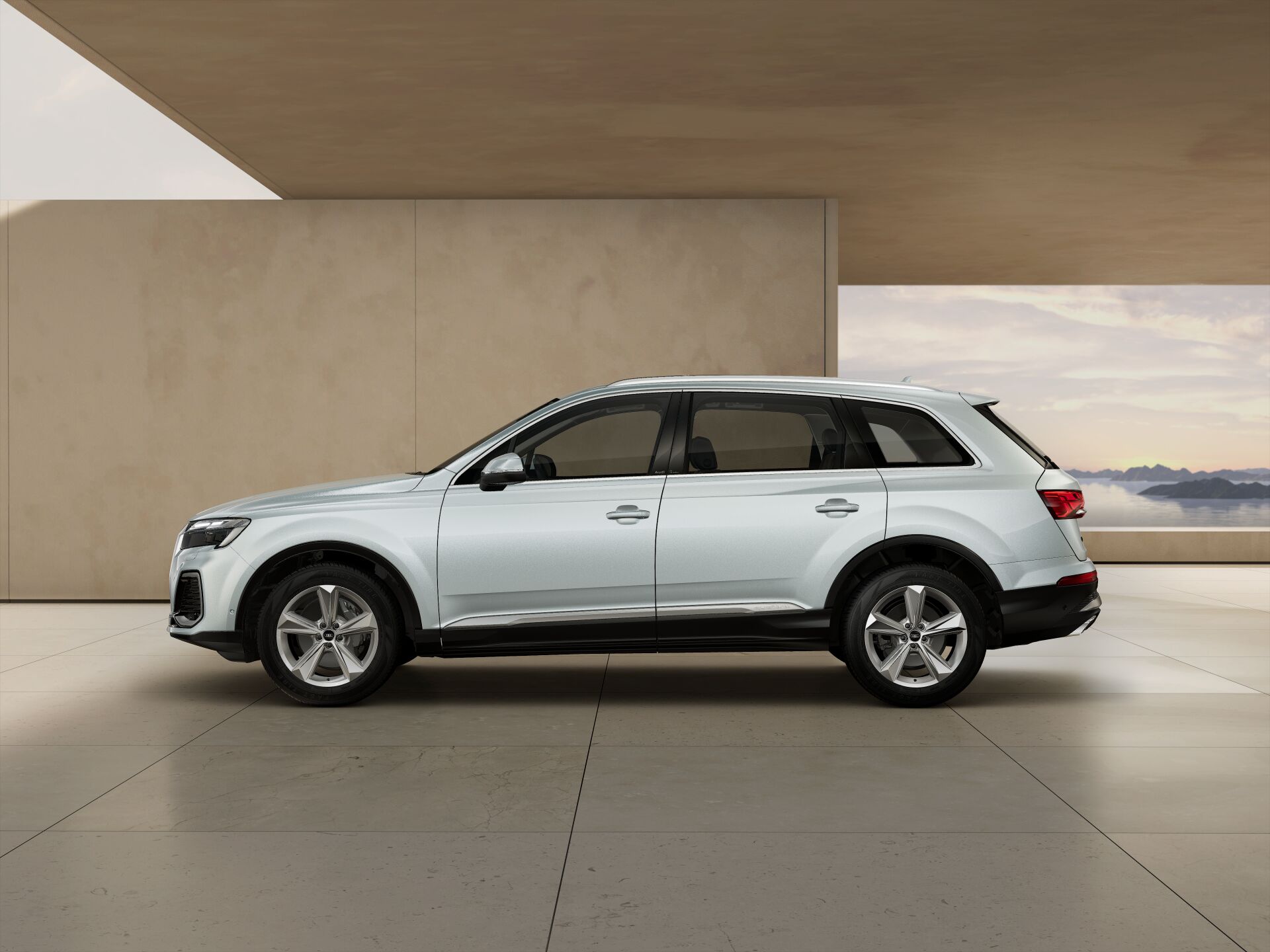 Q7 SUV EXTERIOR-PARALLEL-SIDE