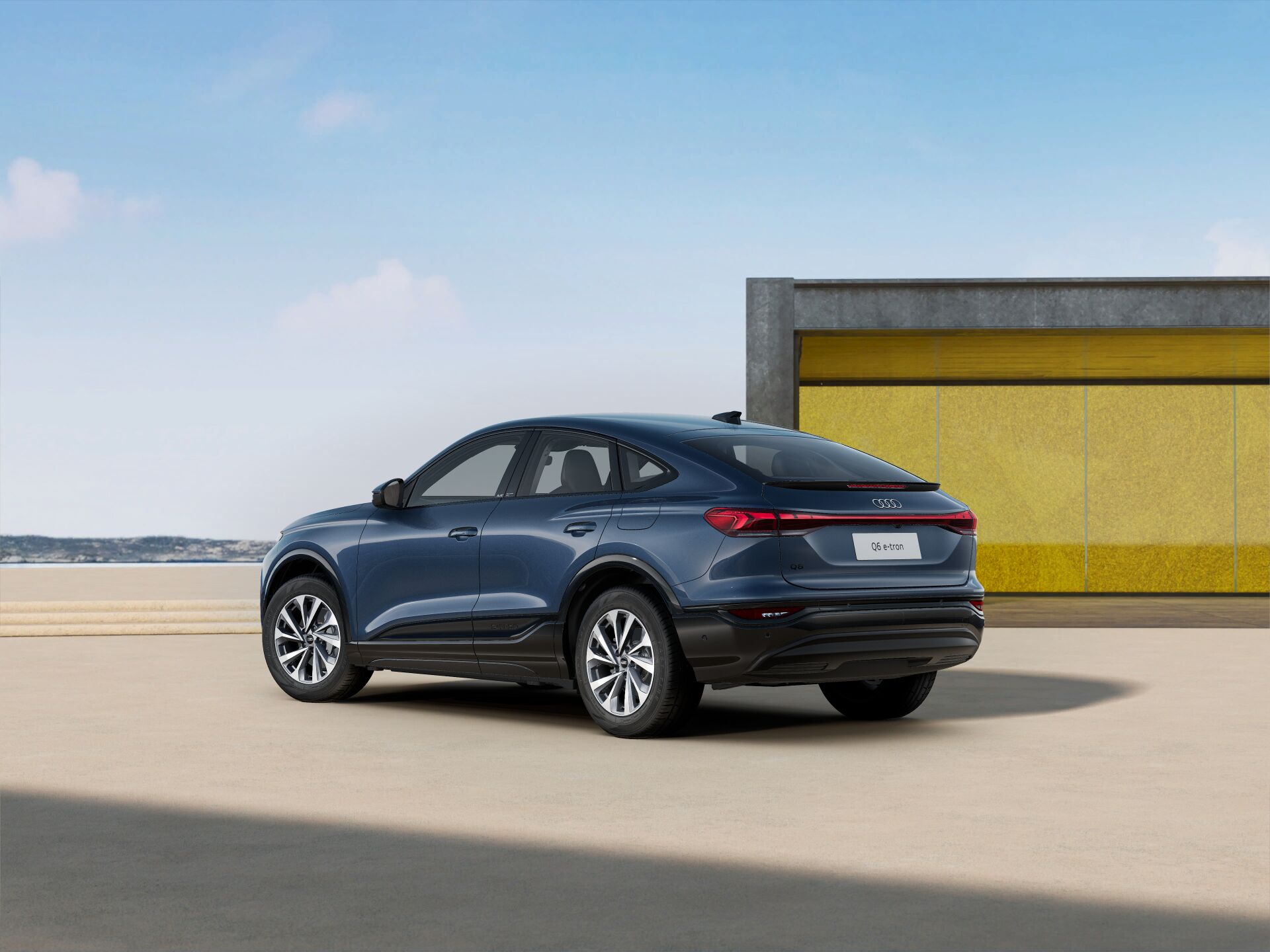 Q6 Sportback e-tron EXTERIOR-REAR-3-4
