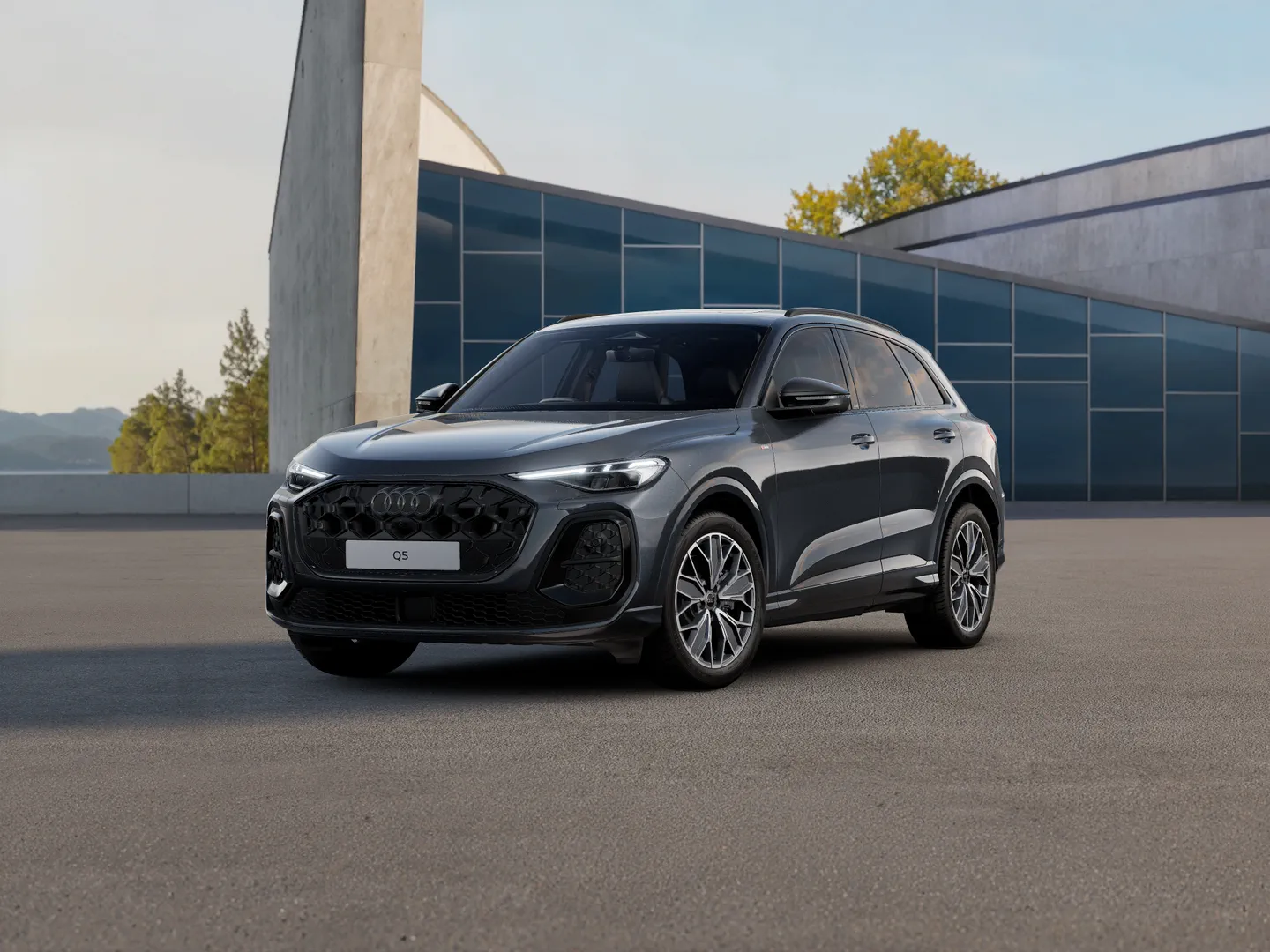 Image about Audi Q5 SUV TDI quattro 150 kW sport