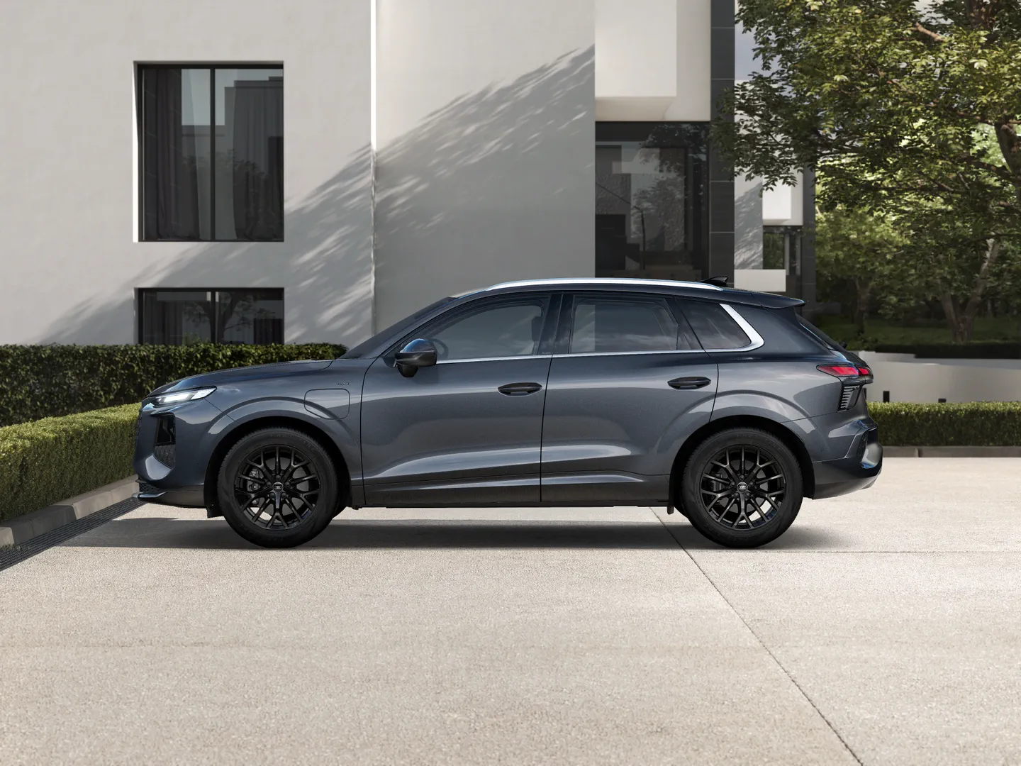 Zdjęcie&nbsp;Audi Q3 SUV e-hybrid&nbsp;e-hybrid 200 kW S tronic&nbsp;– Ujęcie: bok