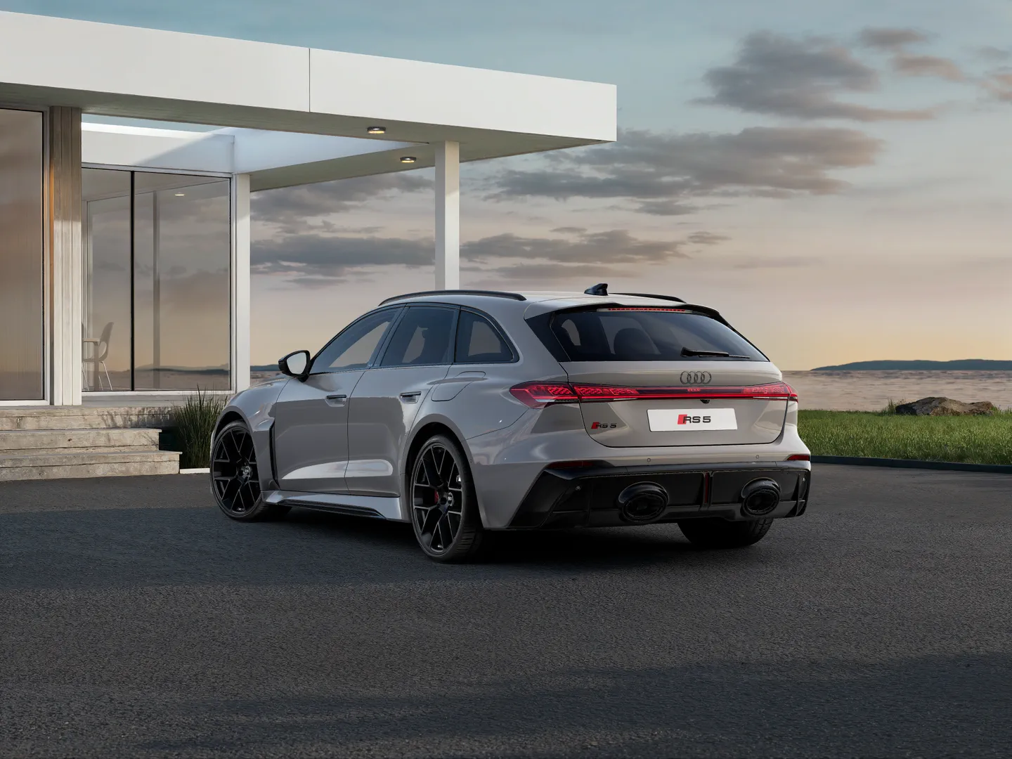 Zdjęcie&nbsp;Audi RS 5 Avant&nbsp;RS 5 Avant 470 kW tiptronic&nbsp;– Ujęcie: tył 3/4