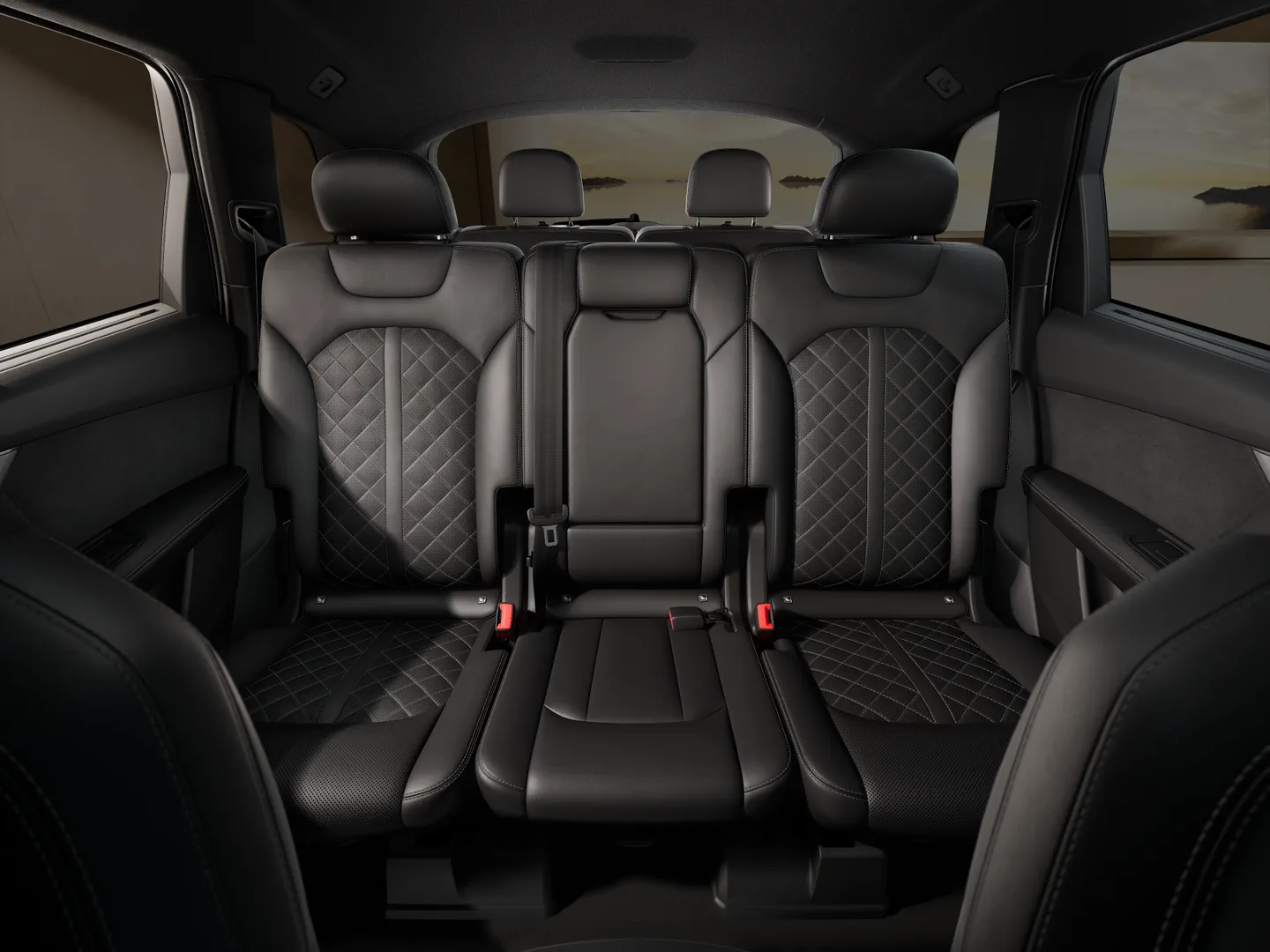 Audi Q7 SUV 50 TDI quattro S line 200 kW (272 PS) tiptronic リヤシート