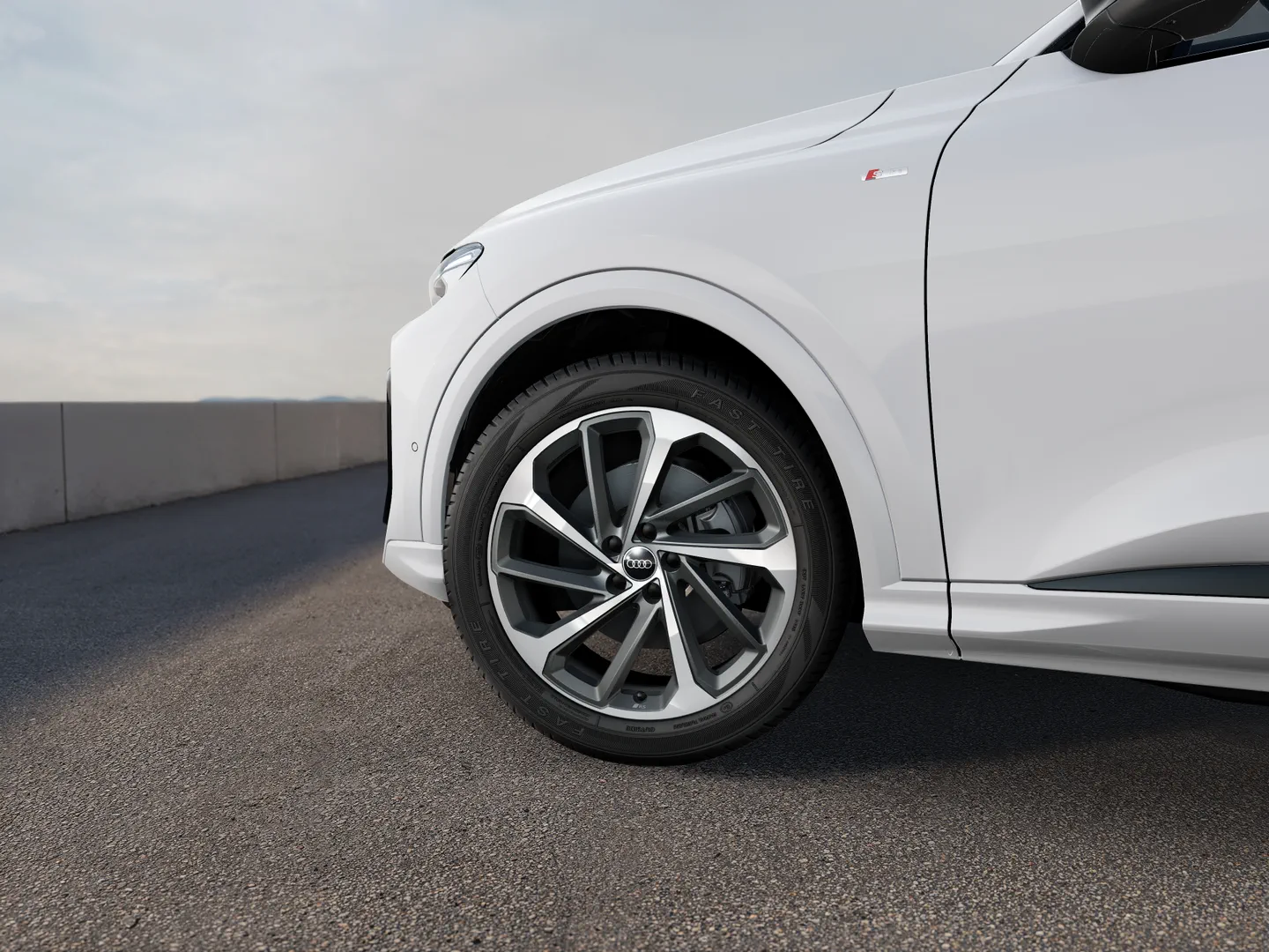 Image about Audi Q5 Sportback TFSI quattro 200 kW sport