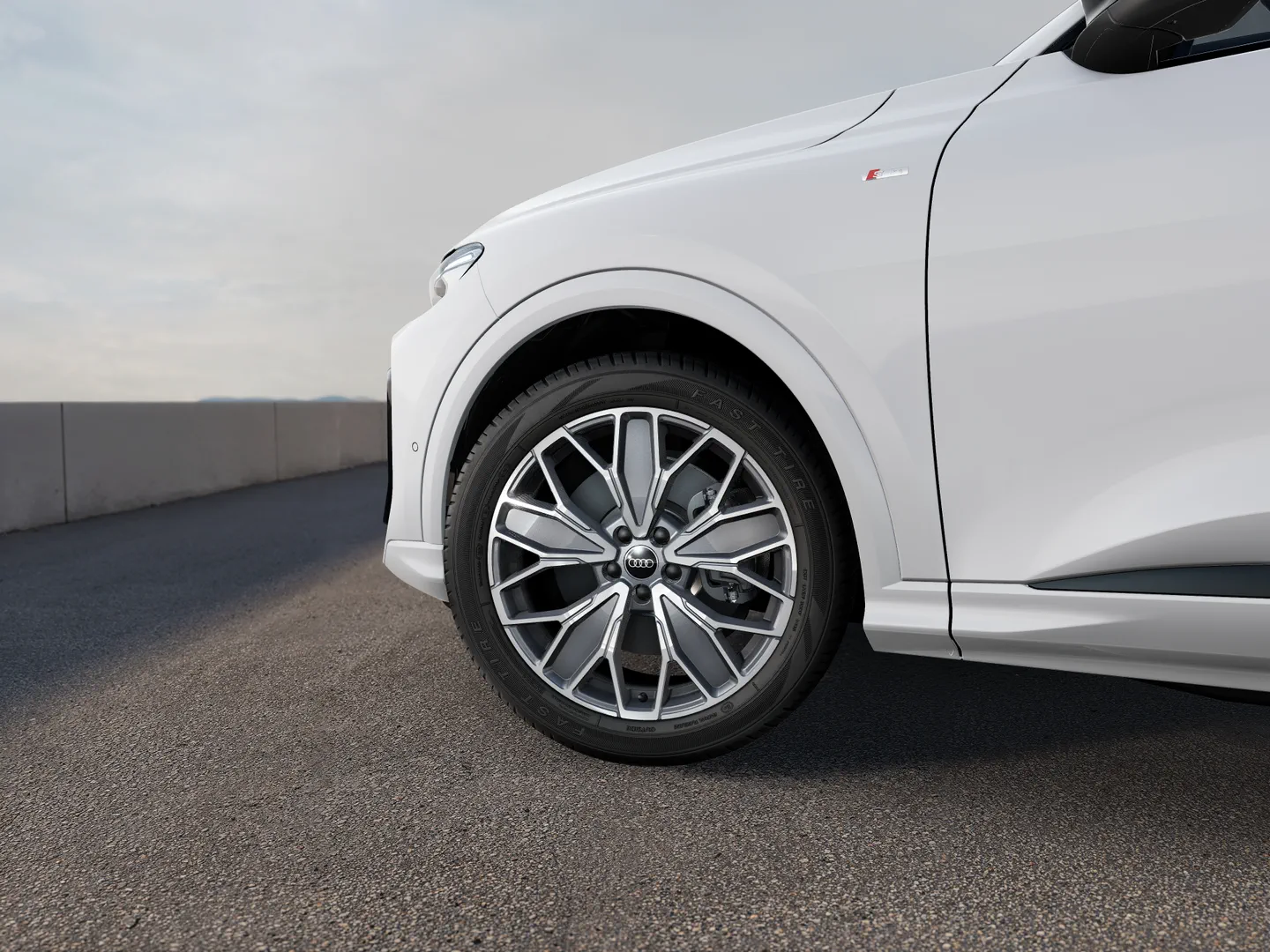 Image about Audi Q5 Sportback TDI quattro 150 kW sport