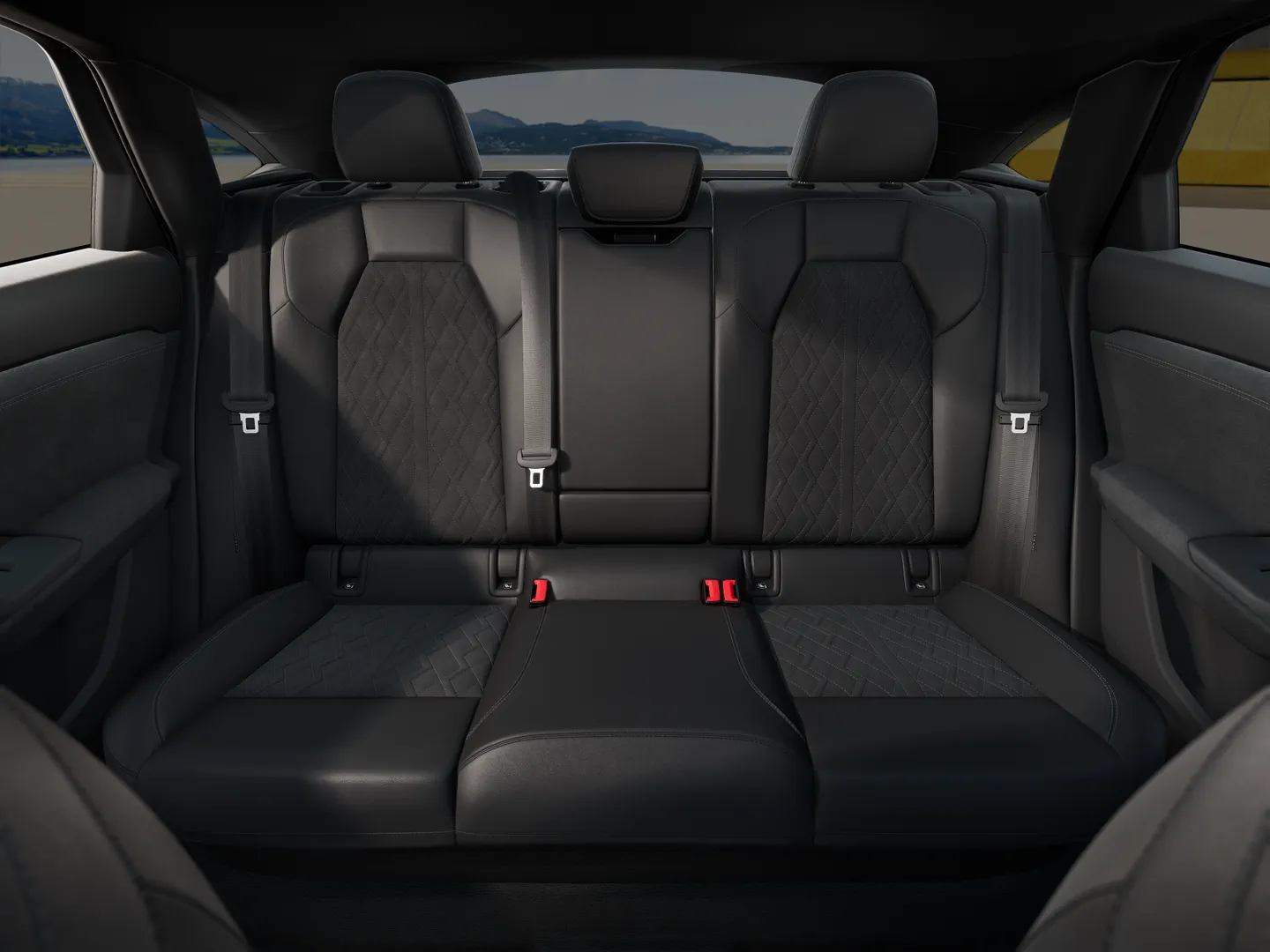 Zdjęcie Audi Q6 Sportback e-tron e-tron 185,00 kW – Ujęcie: tylne fotele