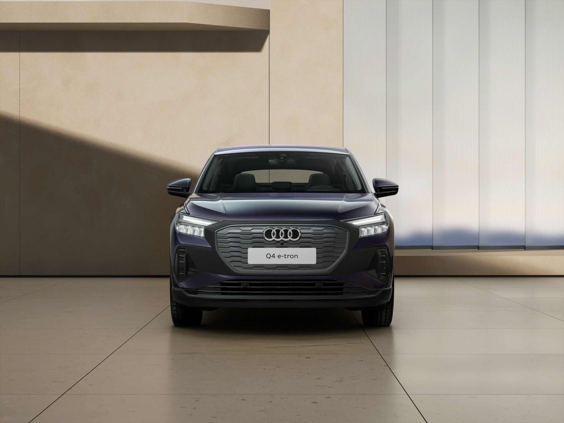Q4 Sportback e-tron EXTERIOR-FRONT-FRONT