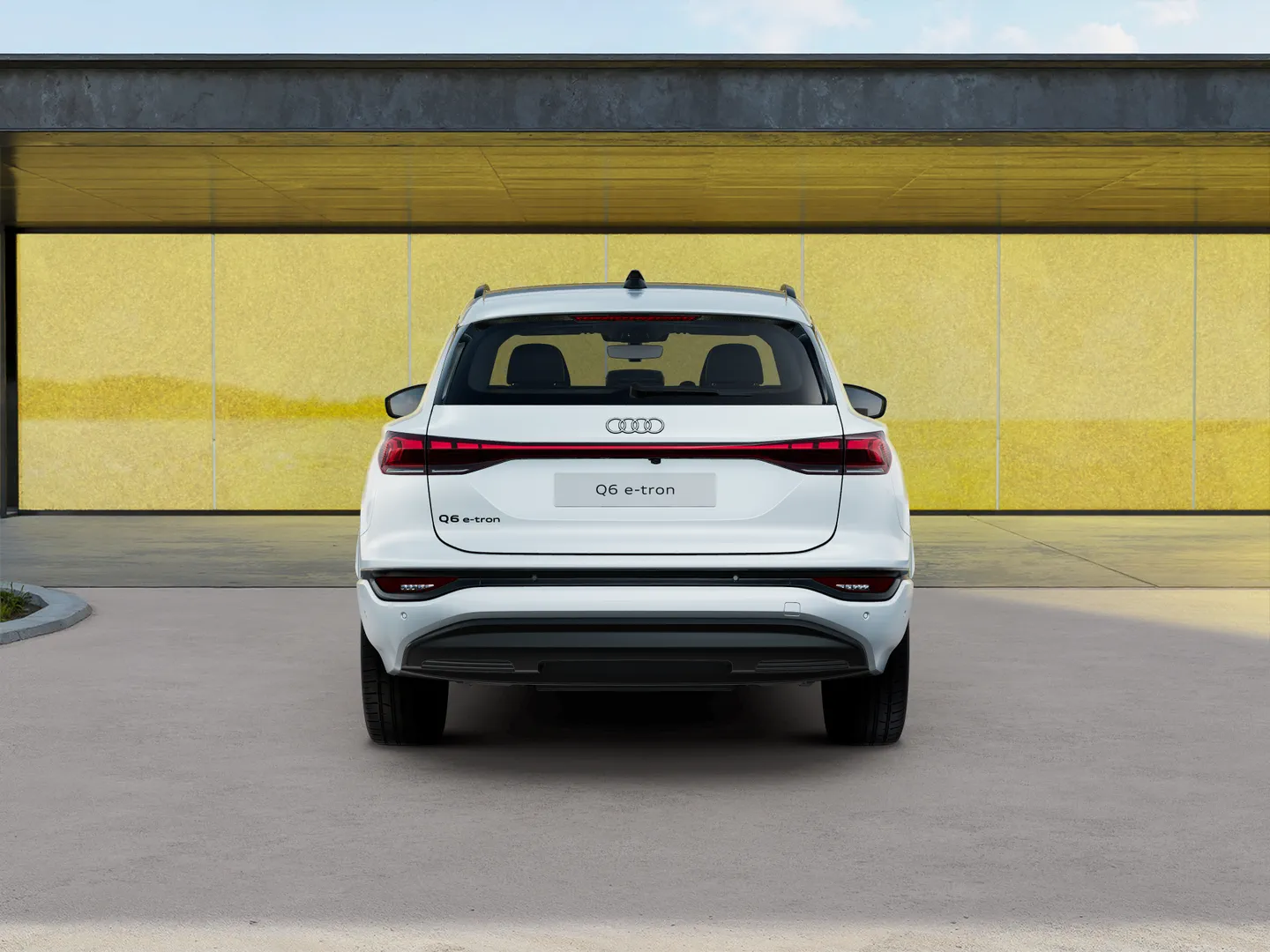 Image about Audi Q6 SUV e-tron e-tron