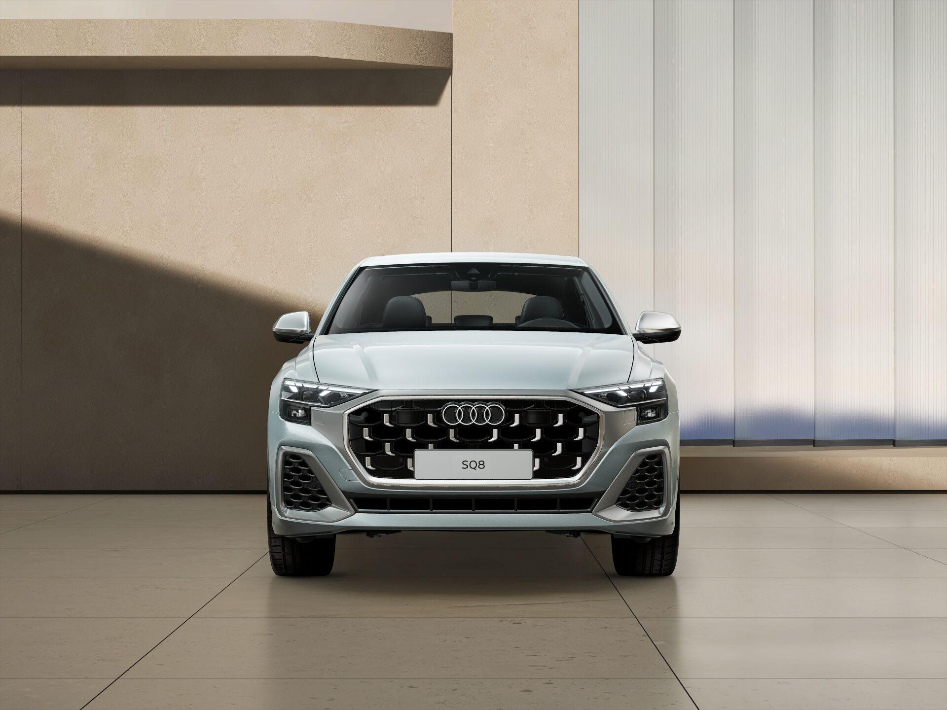 SQ8 SUV EXTERIOR-FRONT-FRONT