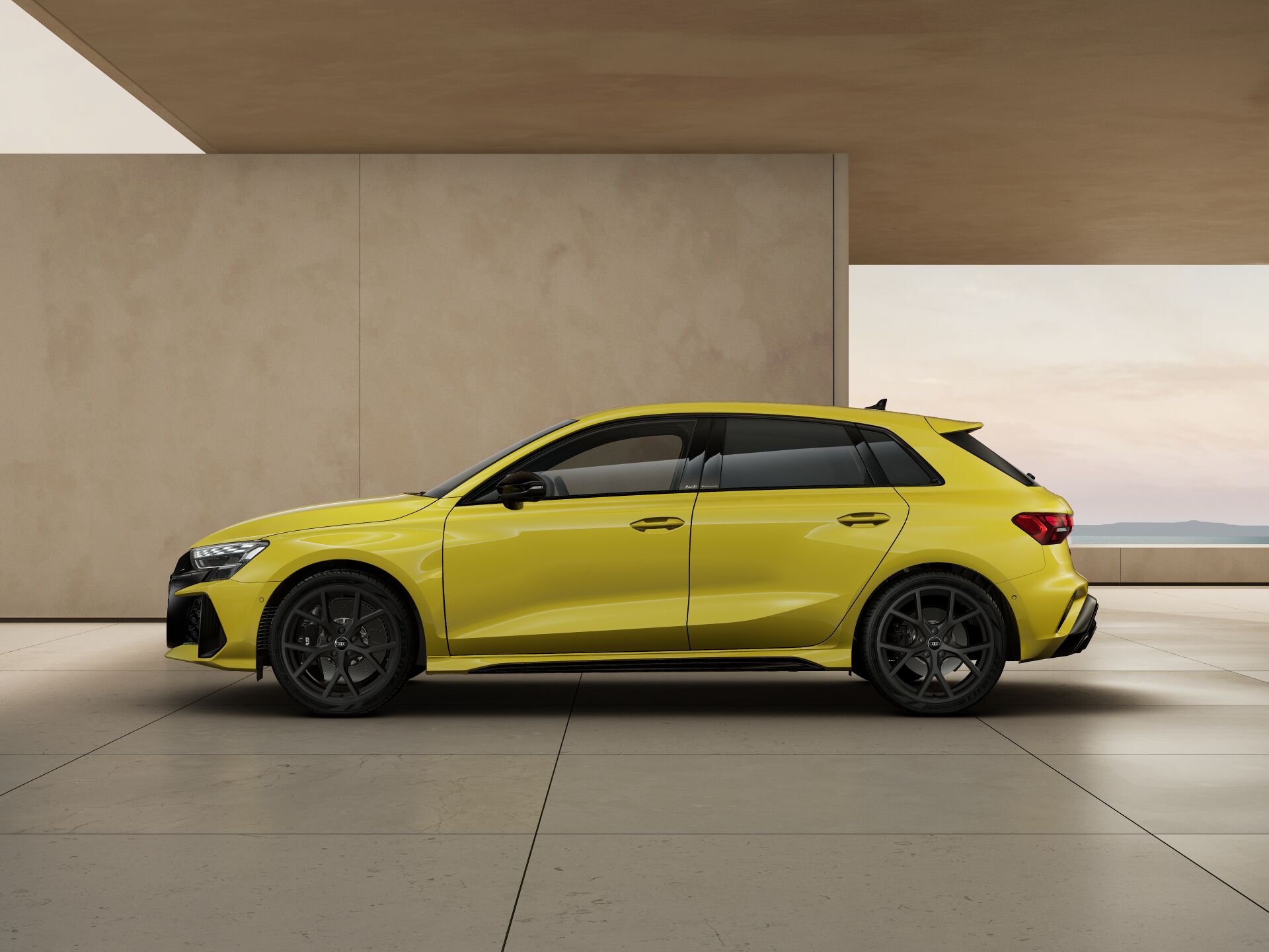 RS 3 Sportback EXTERIOR-PARALLEL-SIDE