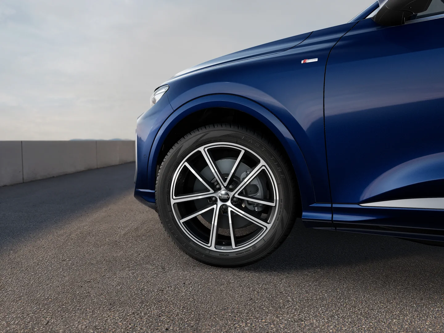 Zdjęcie Audi Q5 Sportback TDI quattro 150 kW S tronic – Ujęcie: obręcze