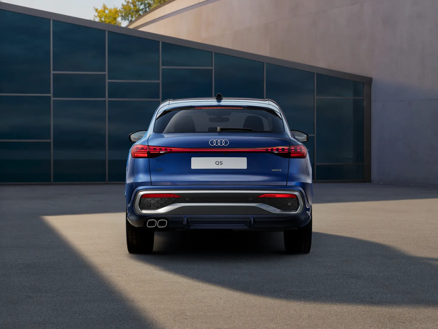 Zdjęcie Audi Q5 Sportback TDI quattro 150 kW S tronic – Ujęcie: tył